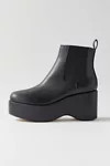 UO Gina Platform Chelsea Boot | Urban Outfitters (US and RoW)