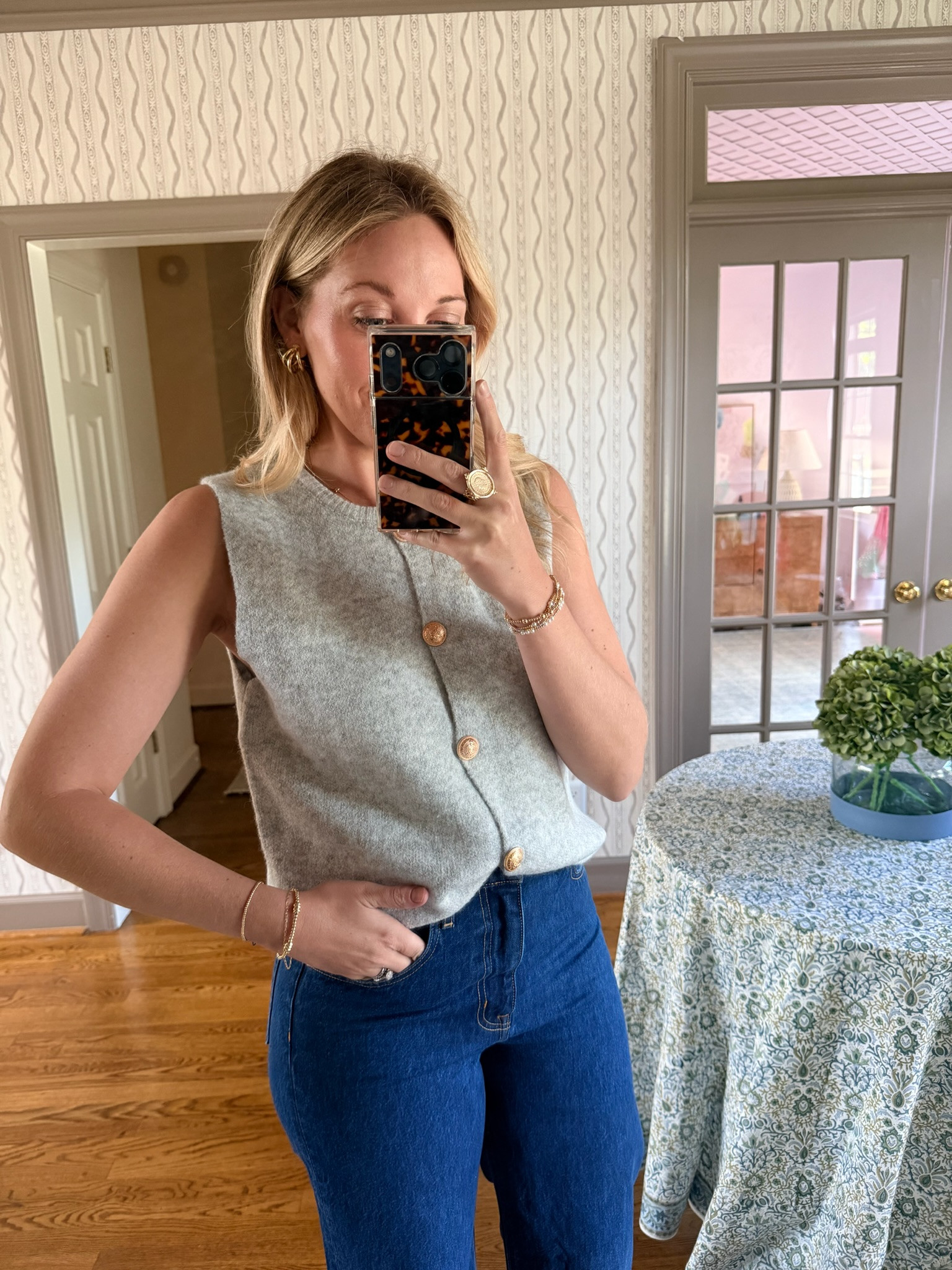 The cutest summer to fall transition sweater! Wearing a size Medium and a 28 in the jeans. 

#AmazonFinds #AmazonFashion #TheSouthernSource 

 #LTKdayinmylife #LTKgrwm #LTKootd