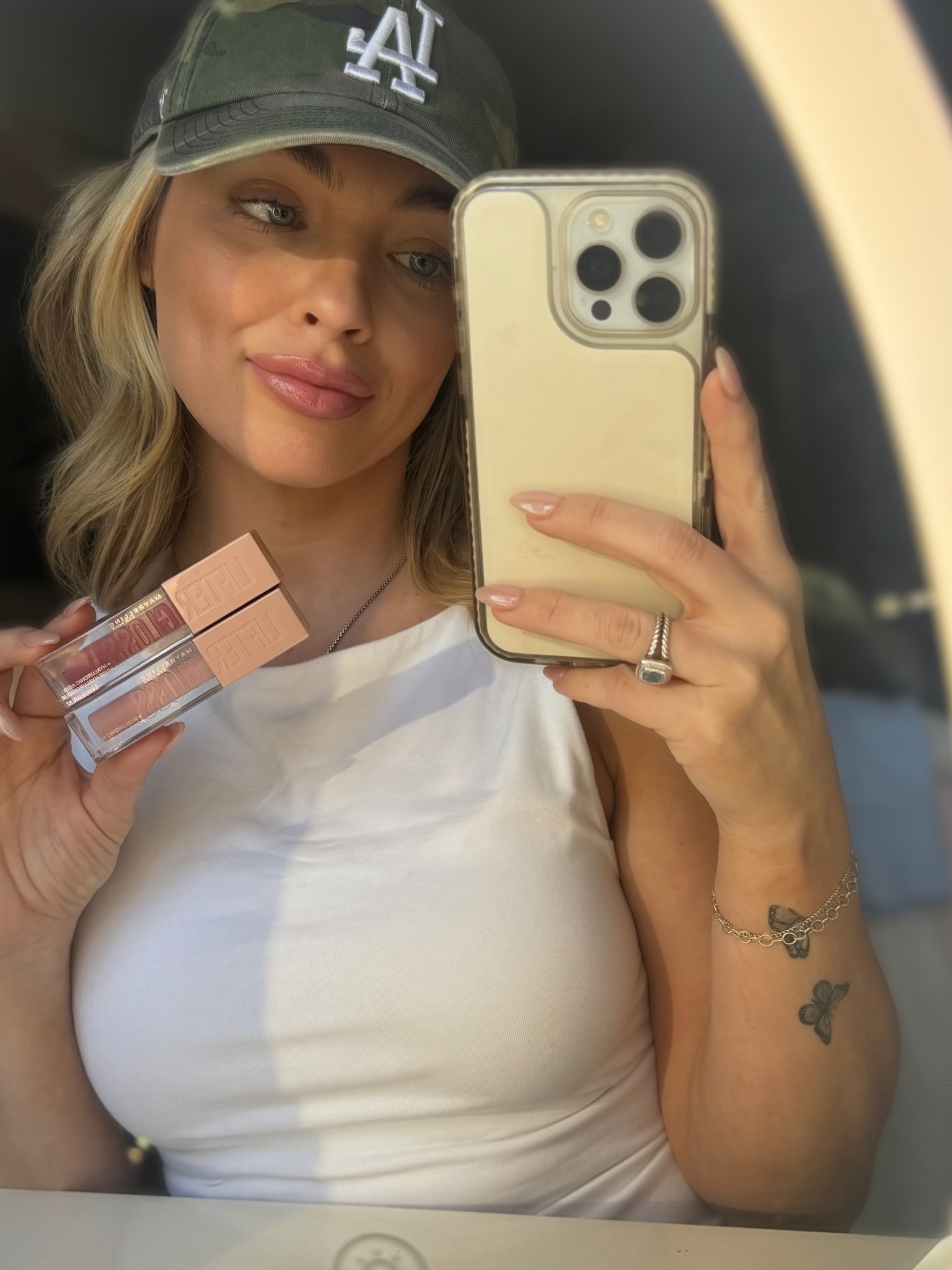 Best pouty pink lip combo for summer 