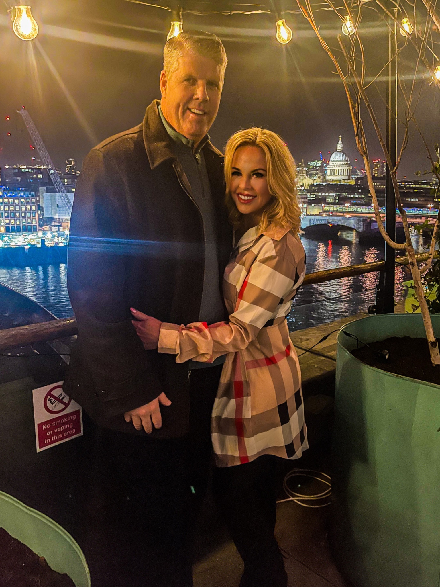 London is always a good idea! Loving this vibe 🏴󠁧󠁢󠁥󠁮󠁧󠁿☕️

#LTKtravel #LTKstyletip #LTKSeasonal