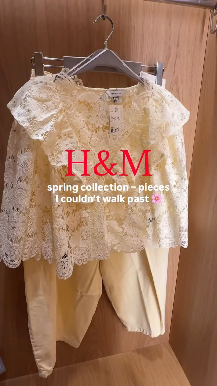 H&M spring collection walk and I found some pieces I genuinely couldn’t leave without 🌸
The quality this season is hitting different – especially piece 1 and 2.
Which one would you buy? Drop below 👇
Save this before they sell out 🔖
#hm #hmfashion #hmspringcollection #springoutfit #ootd londonlife londonshopping springfashion outfitinspo hmnewcollection