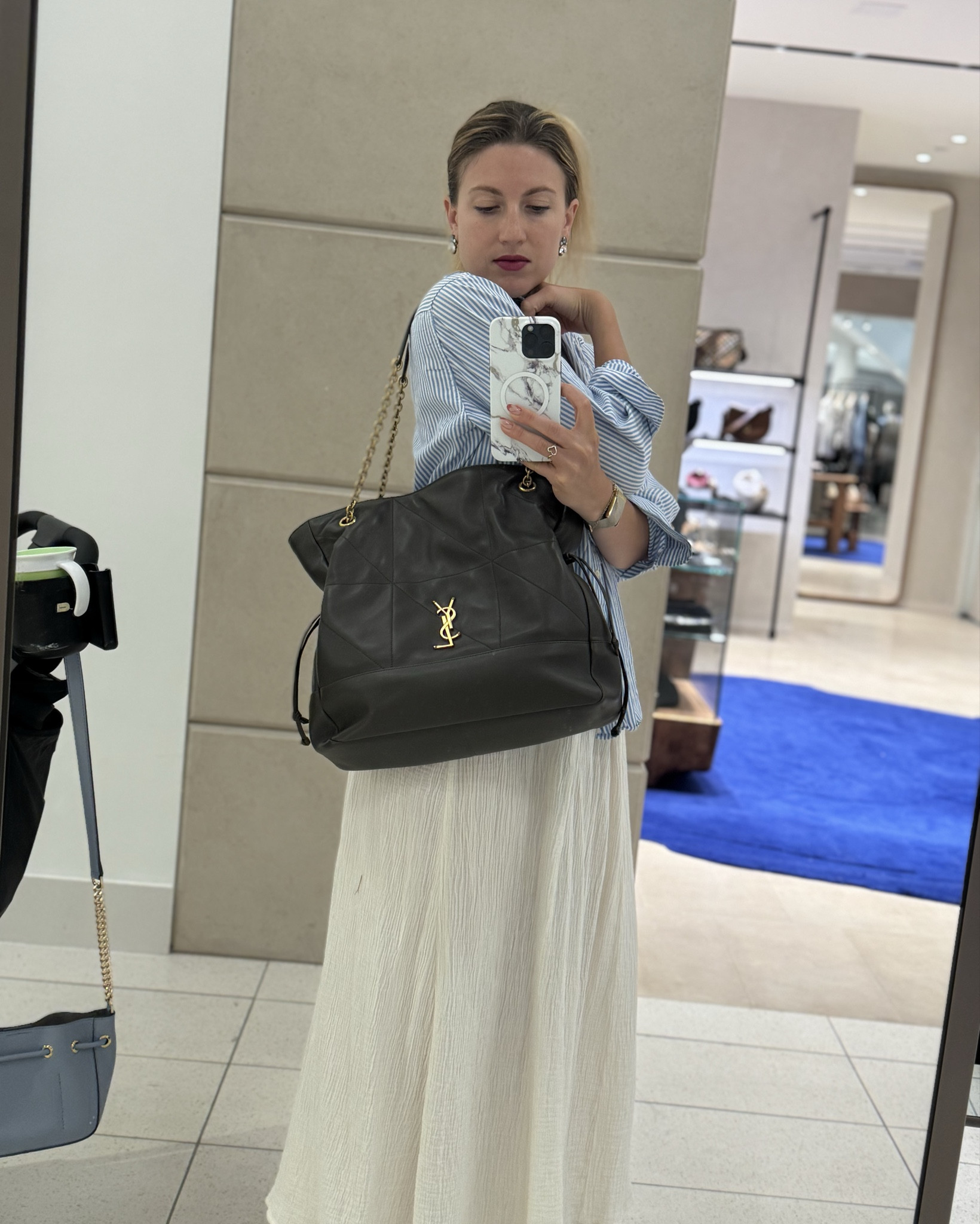 Do I need this bag?? #ysl #ysljamie #newbag 

#LTKWorkwear #LTKItBag #LTKStyleTip