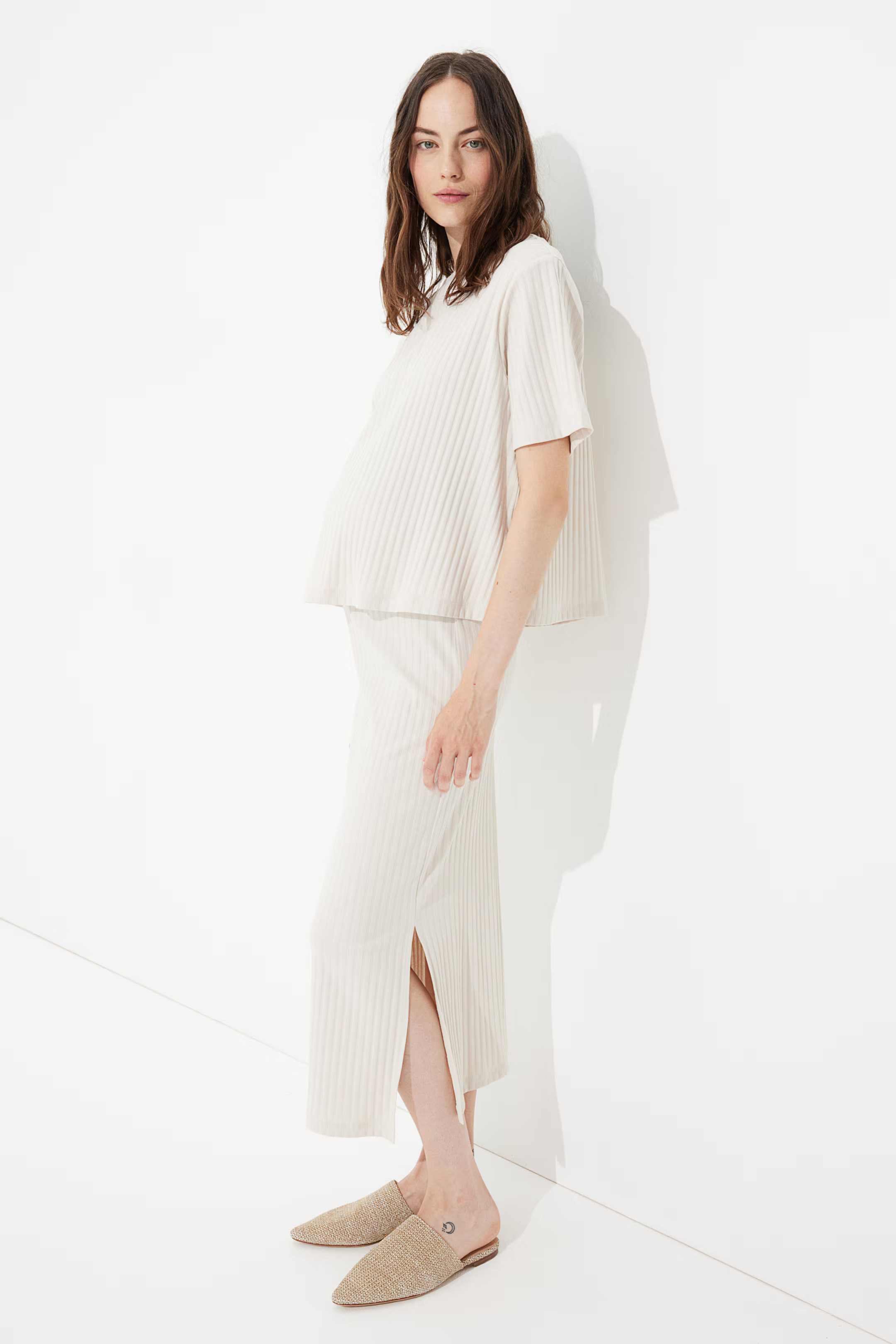 MAMA 2-piece Ribbed Set - Round Neck - Short sleeve - Light beige - Ladies | H&M US | H&M (US + CA)