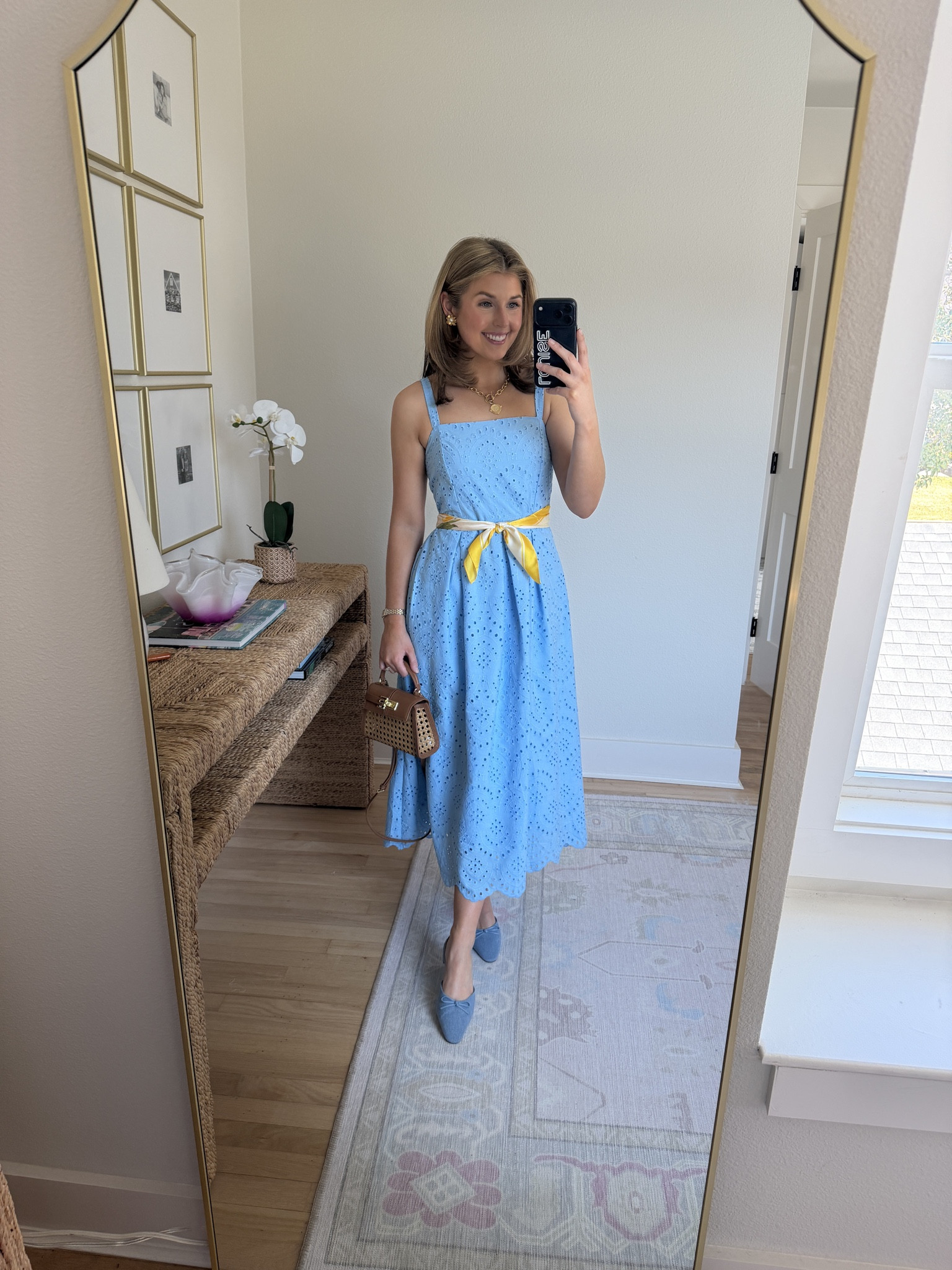 Spring outfit idea! Wearing a S in dress 