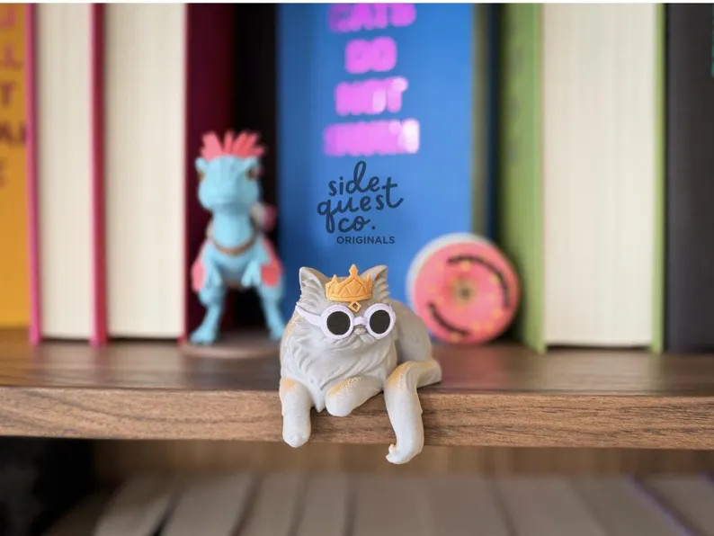 Dungeon Crawler Carl Princess Donut Figure: Cat Bookshelf Decor and Fan Gift | Etsy (Global)