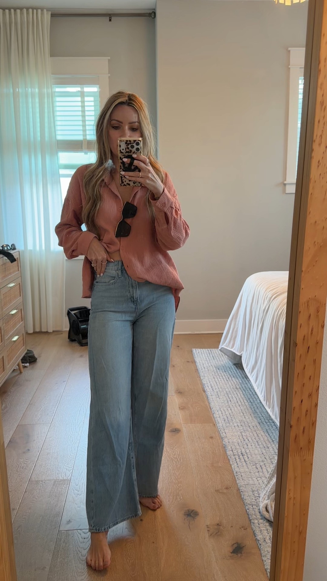 My favorite jeans are on sale on Amazon. I got size 26. They’re high wide leg and it looks so good on great Amazon find