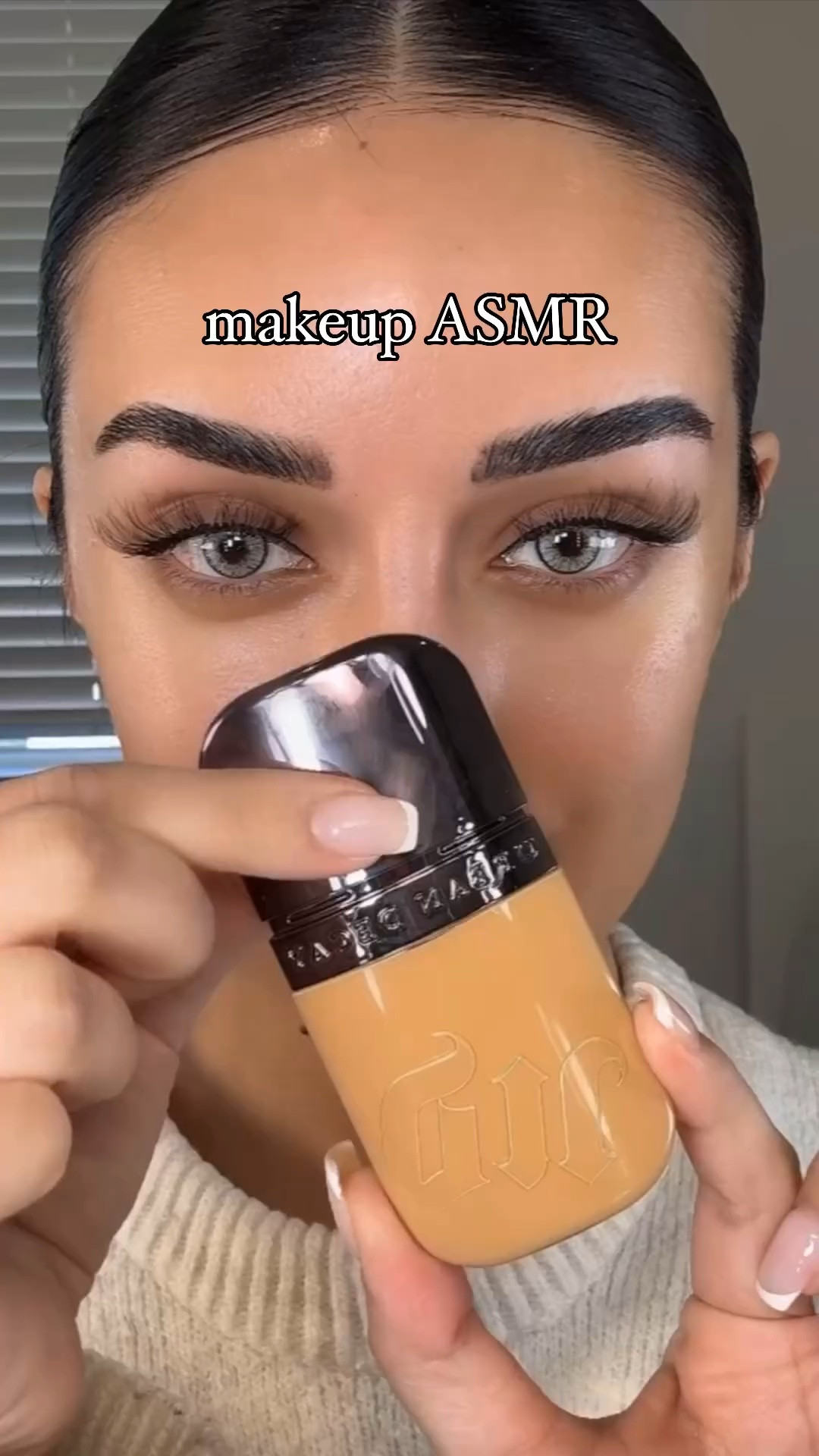 Make up ASMR using Urban Decay!

#LTKVideo #LTKbeauty #LTKstyletip