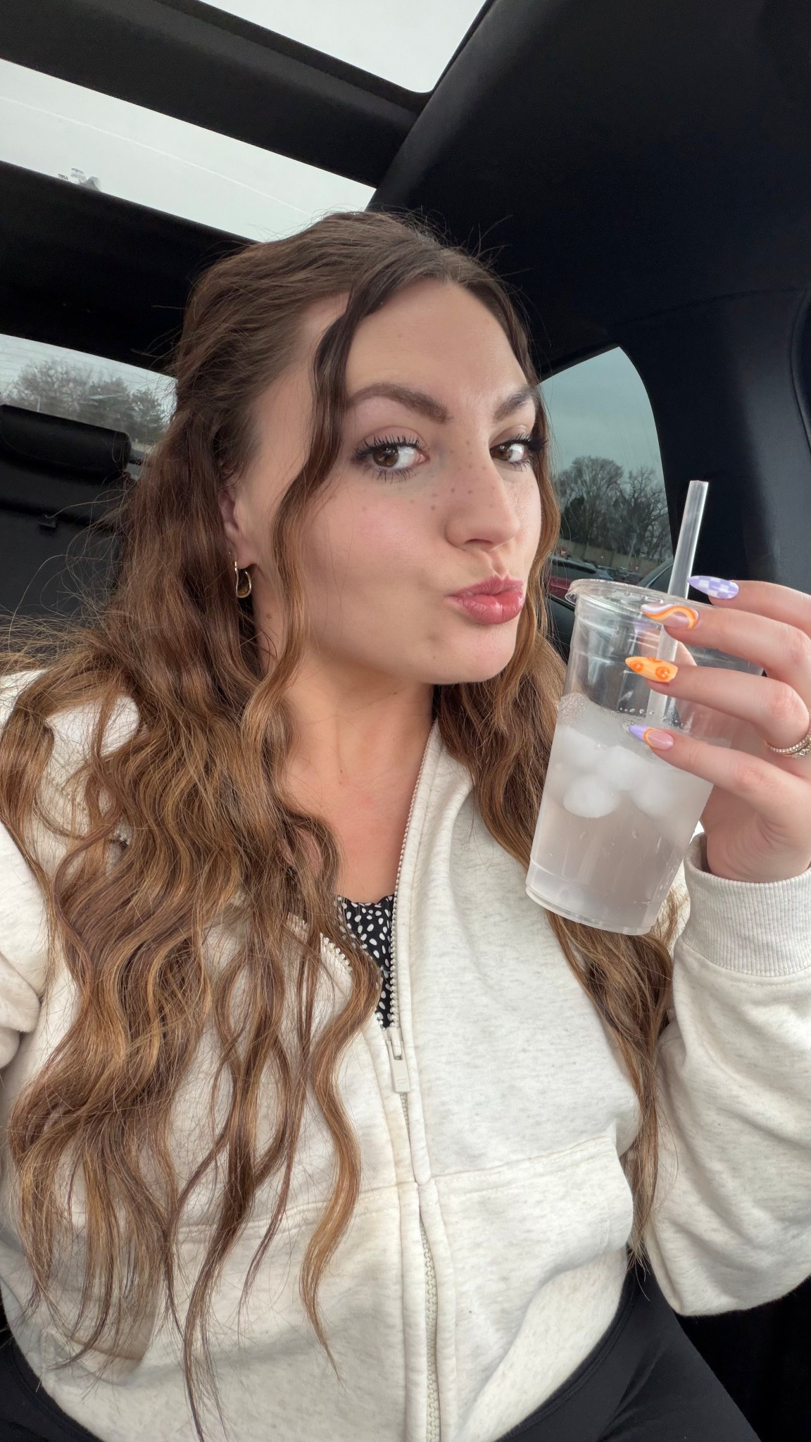 Liquid IV to go in my Amazon cups 🙌🏼

#LTKdayinmylife #LTKfitnessgoals #LTKmomlife