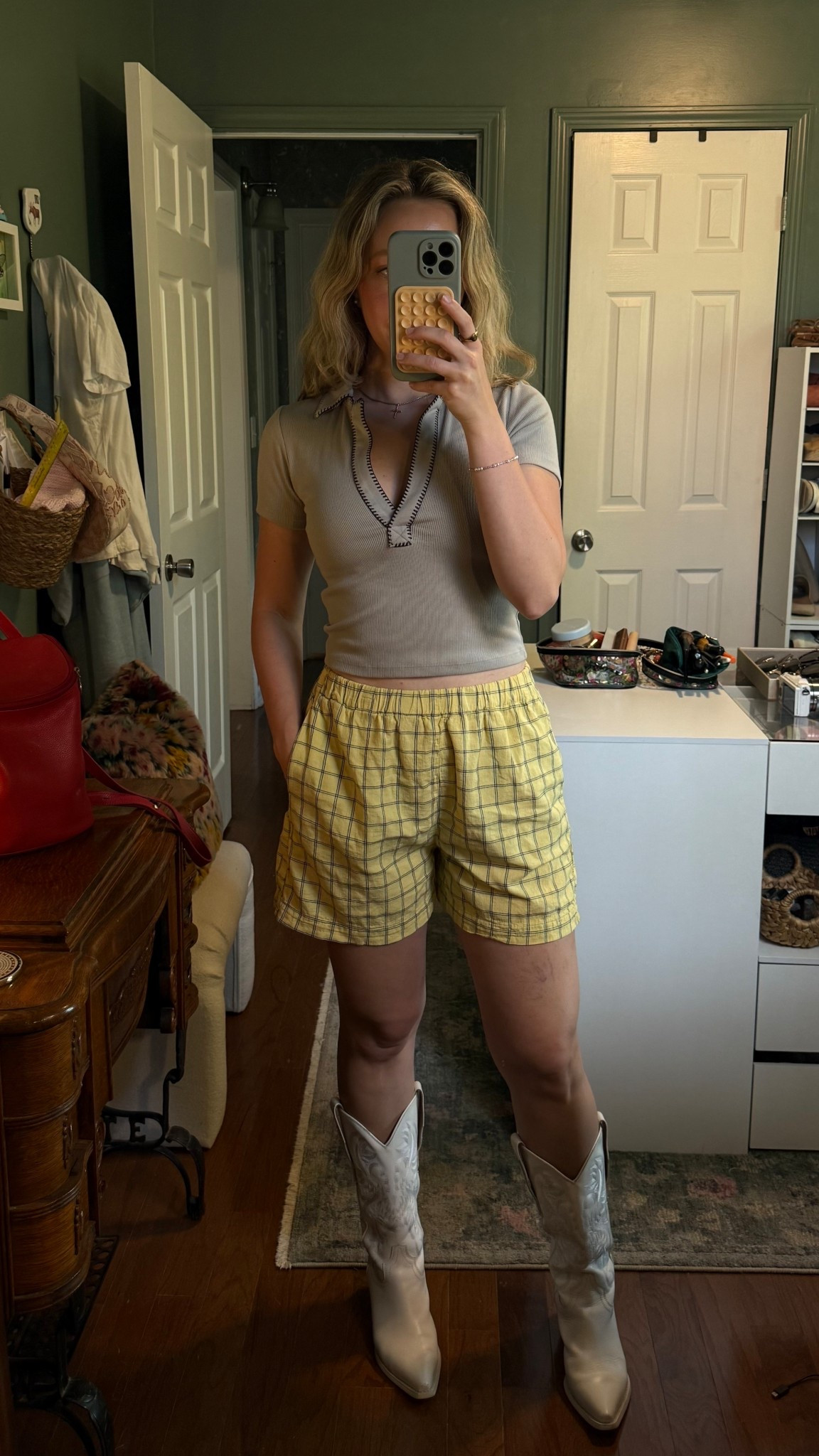 Friday OOTD! loved wearing boots to switch up the fit going into spring! These boots are pricey but wow they’re comfortable and hold their shape over time 😍 

#LTKSeasonal #LTKootd #LTKdayinmylife