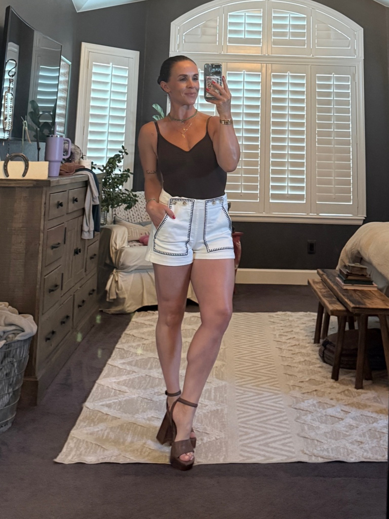 date night 🤎 this shape wear body suit is amazing!!

#LTKgrwm #LTKPetite #LTKdayinmylife