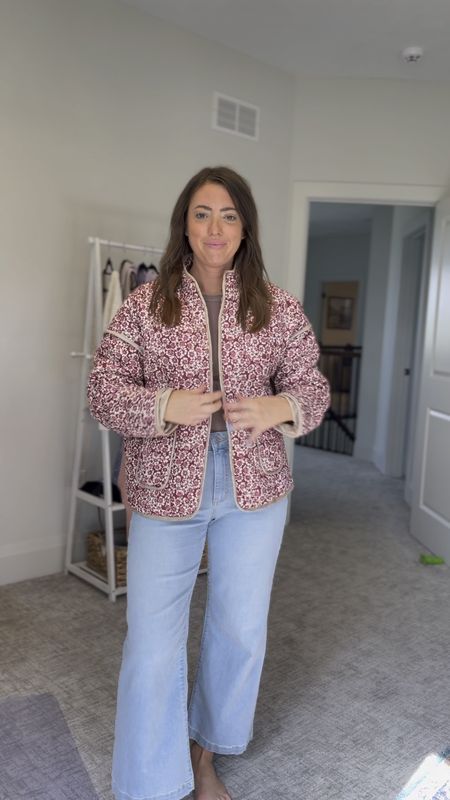 The cutest cost from Amazon. It's water resistant, nice and light for spring and two other pattern! 


Amazon finds
Amazon coat
Amazon floral coat 

#LTKsalealert #LTKfindsunder50