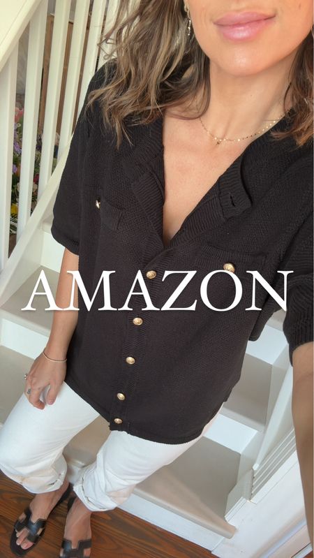 Amazon fashion finds
Button top size small
White Levi’s jeans size 25
Hermes oran sandals-cheaper option

#amazon #fashion #spring #workwear #laurabeverlin 

#LTKfindsunder50 #LTKsalealert #LTKfindsunder100