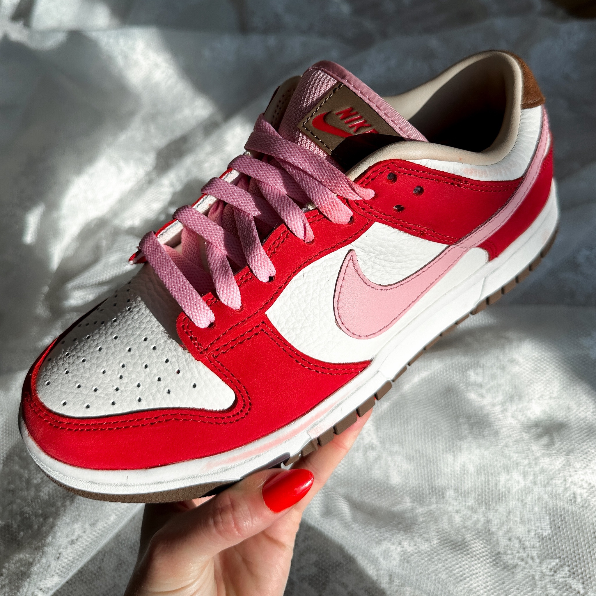Would you wear these sneakers? #valentinesday2024

Valentines Day Outfit Inspo | Women’s Nike Low Dunk Sneakers In Pink Red White | Vday Shoes
#valentinesdayoutfif 

#LTKMostLoved #LTKshoecrush #LTKstyletip