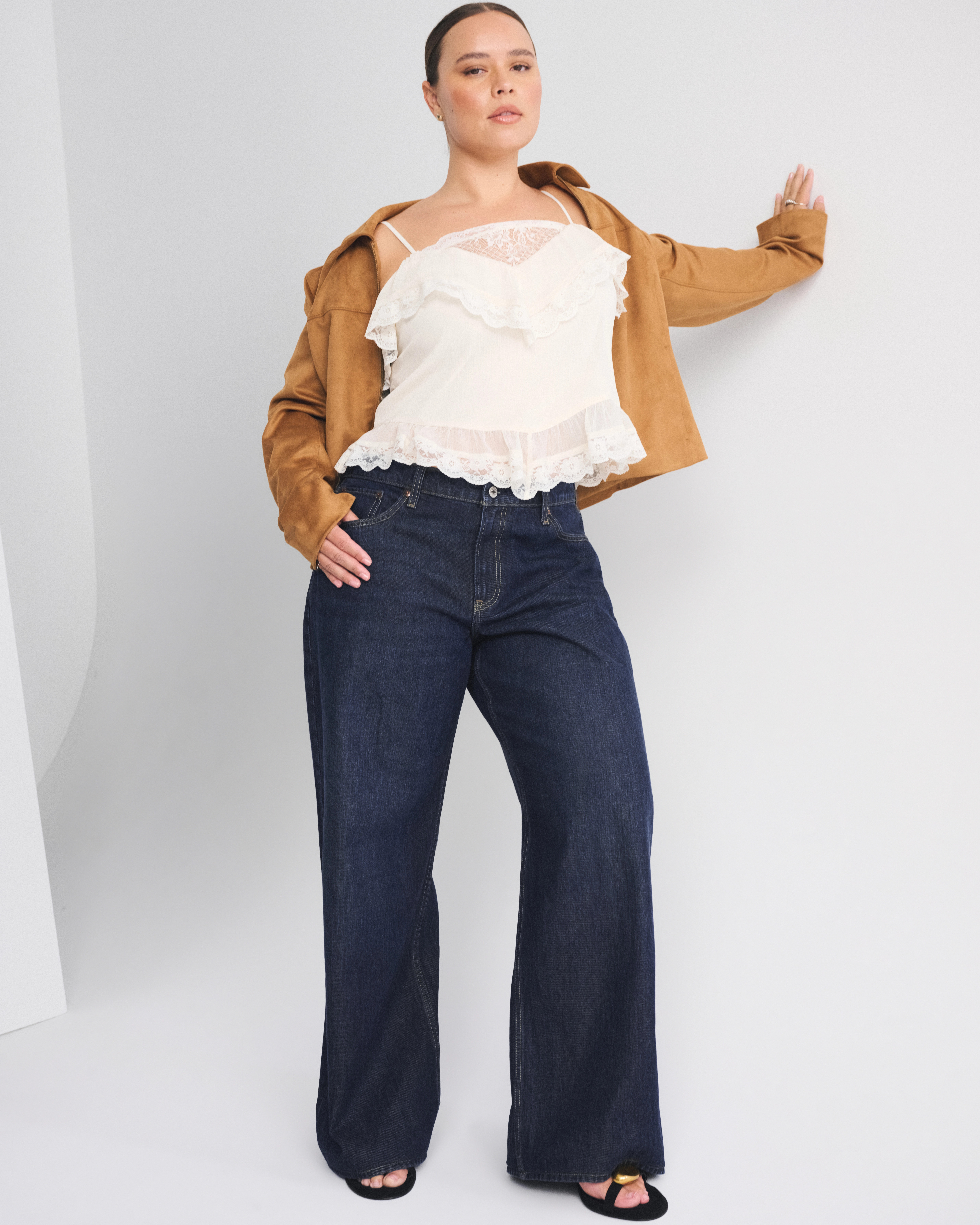 Curve Love Low Rise Ultra Loose Jean | Abercrombie & Fitch (US)