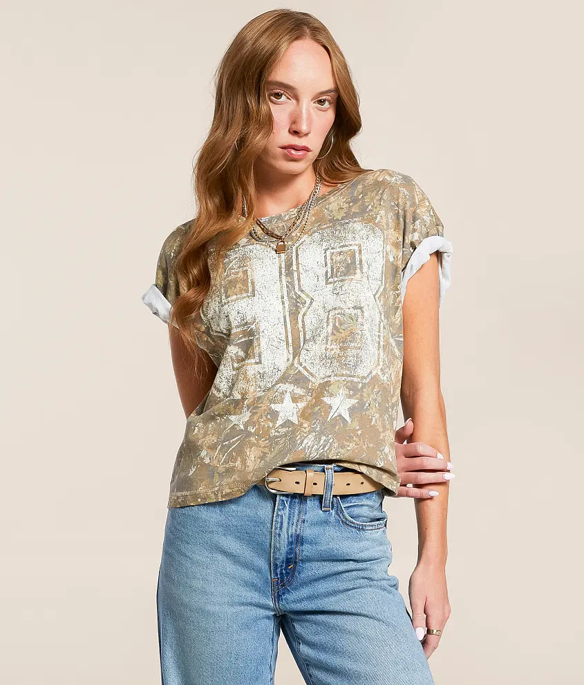 98 Camo Cropped T-Shirt | Buckle