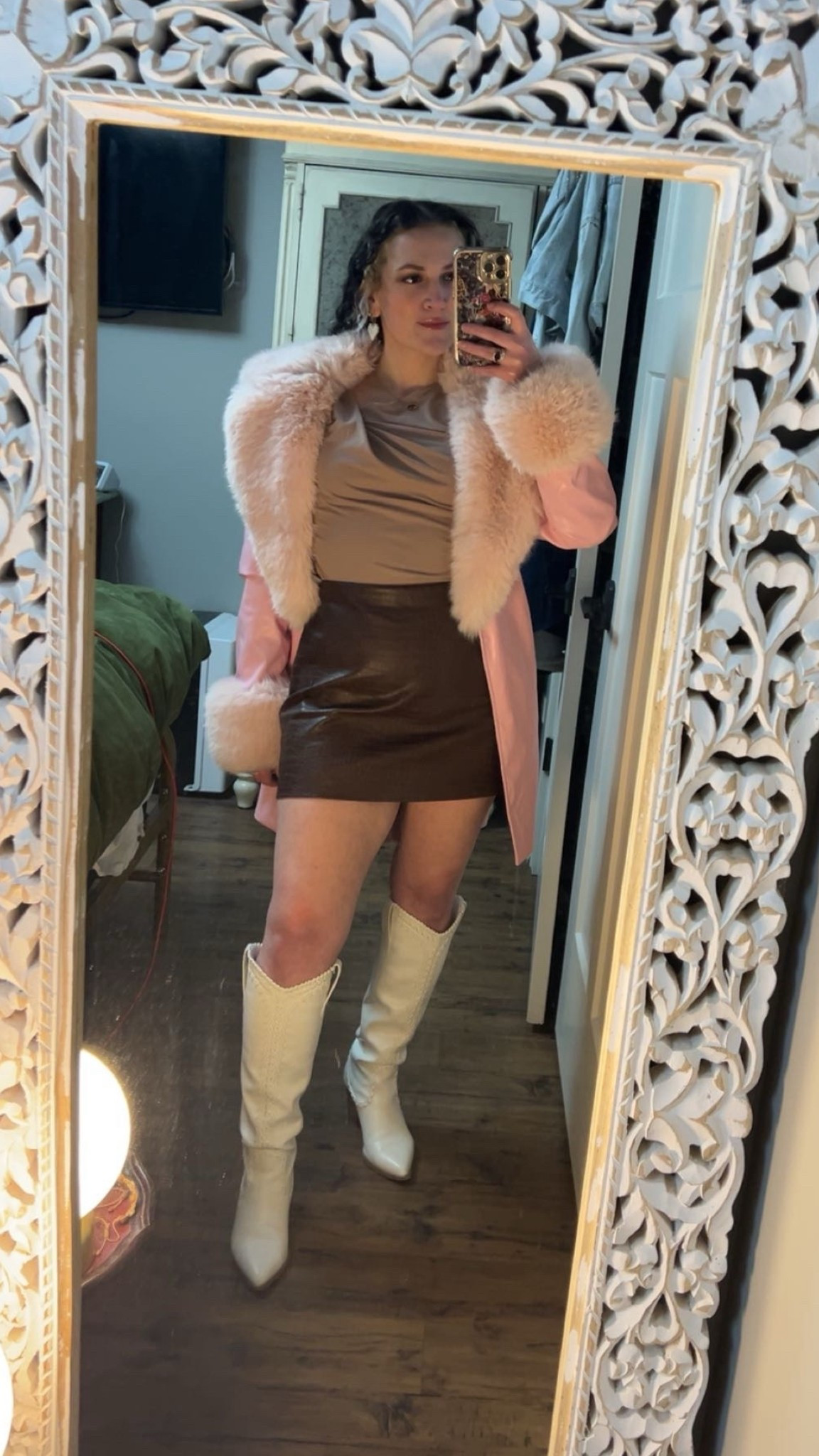 So sad they no longer sell this jacket in pink 😭🩷🤌🏻

#LTKWorkwear #LTKootd #LTKPetite