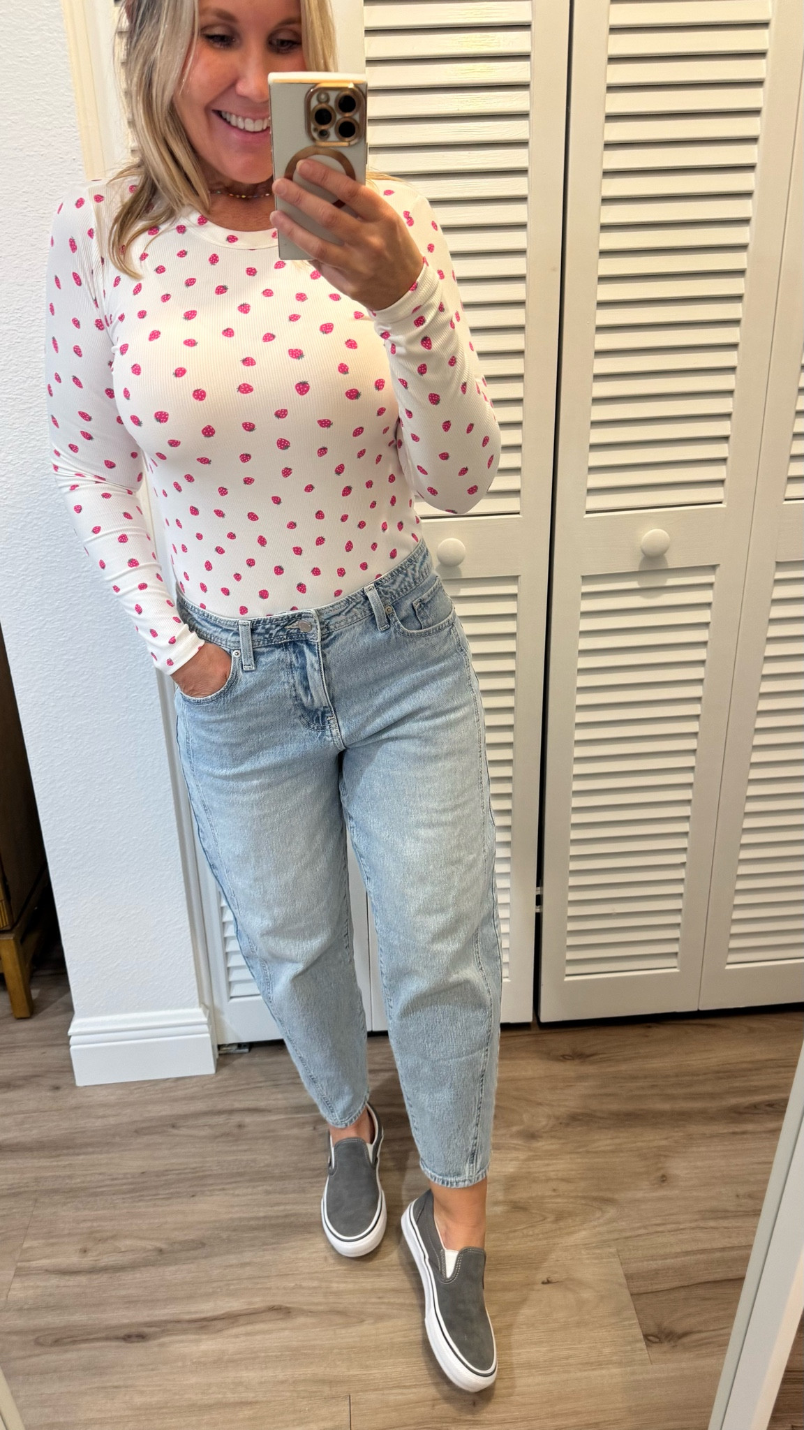 Ready for spring! I love these basic ribbed tops! 


#barreljeans #walmartfinds #walmartstyle #walmartfashion #walmartfashionfinds

#LTKFindsUnder50 #LTKFindsUnder100