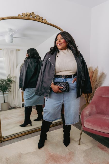 #AD | @Target #TargetTuesday #TargetPartner

The denim midi skirt is back in our style lives but let’s style it three different ways and make it real world wearable. Which look are you rocking?! 1, 2 or 3? 

And speaking of Target Tueaday, Target just launched and exclusive partnership with Kendra Scott! You can now shop classic, quality, and affordable jewelry that gives back. All pieces are made with quality cast metals like 14k gold and rhodium over brass. Shop the 44 piece collection now at Target. Linked my favorites over on my LTK. 

Top 2X
Skirt 22
Belt 2X



#LTKsalealert #LTKfindsunder50 #LTKplussize