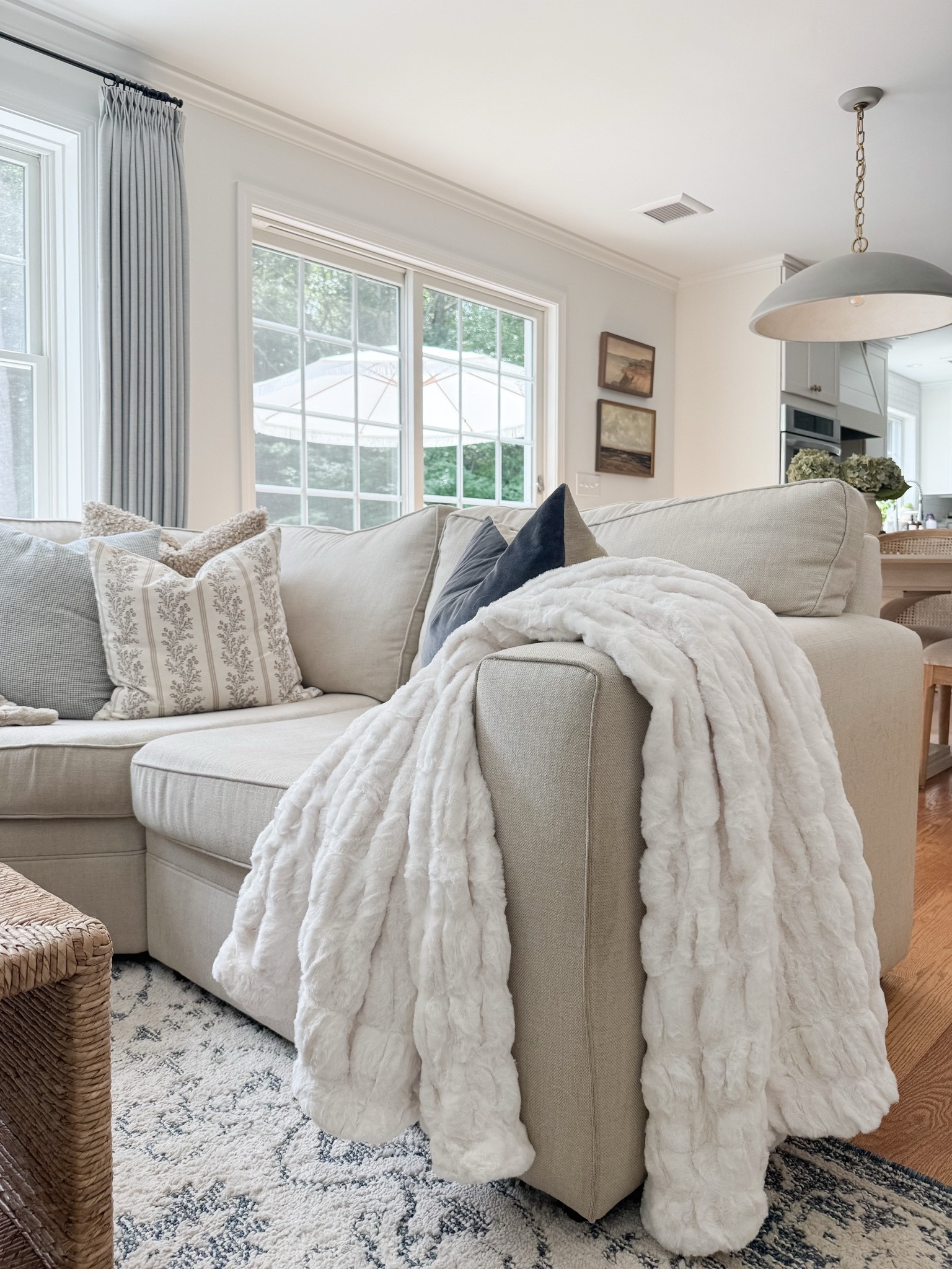 Affordable Living Room Finds

Curtains, new rug, Home finds, home decor, home inspo, decor finds, decor inspo, affordable home, affordable decor, amazon home, amazon finds, amazon decor, neutral home, home inspo, home styling

#LTKHome