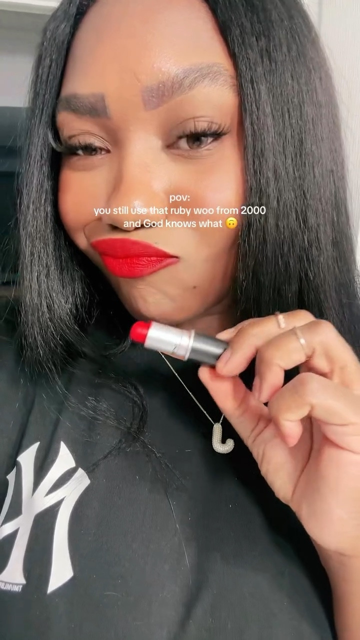 admittedly…
BUT don’t judge meeeee 🤣🫠 

@maccosmetics @maccosmeticscanada 



do you still wear a few of your old faves?!

#LTKBacktoSchool #LTKFindsUnder100 #LTKBeauty