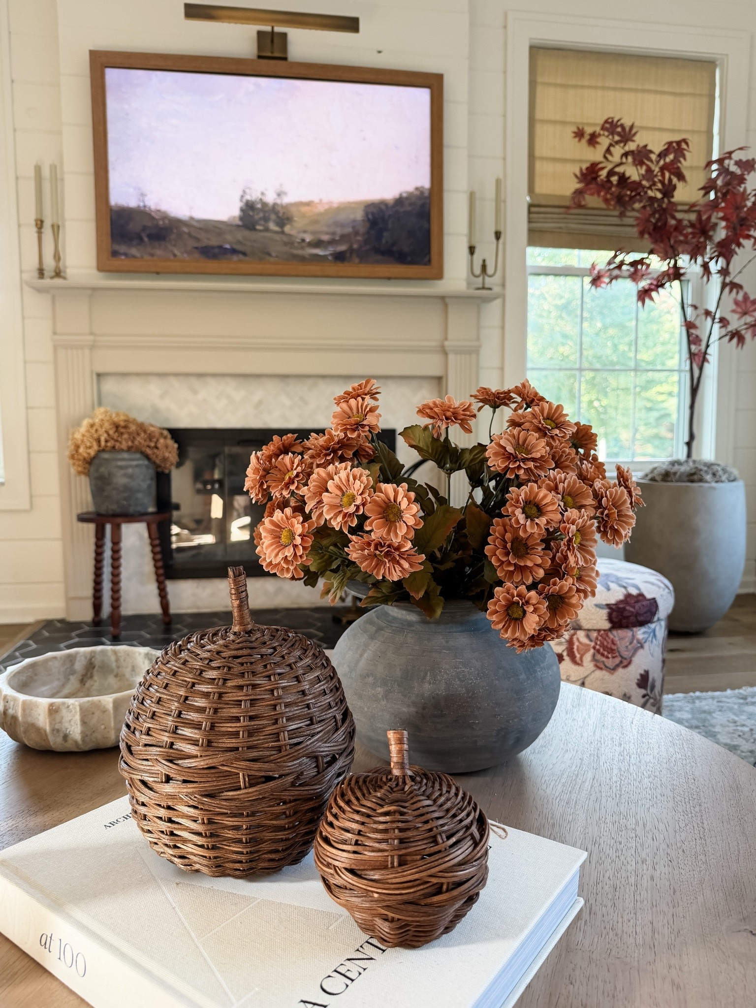It’s fall, y’-all 👀🍂🍁

#LTKSeasonal #LTKHome