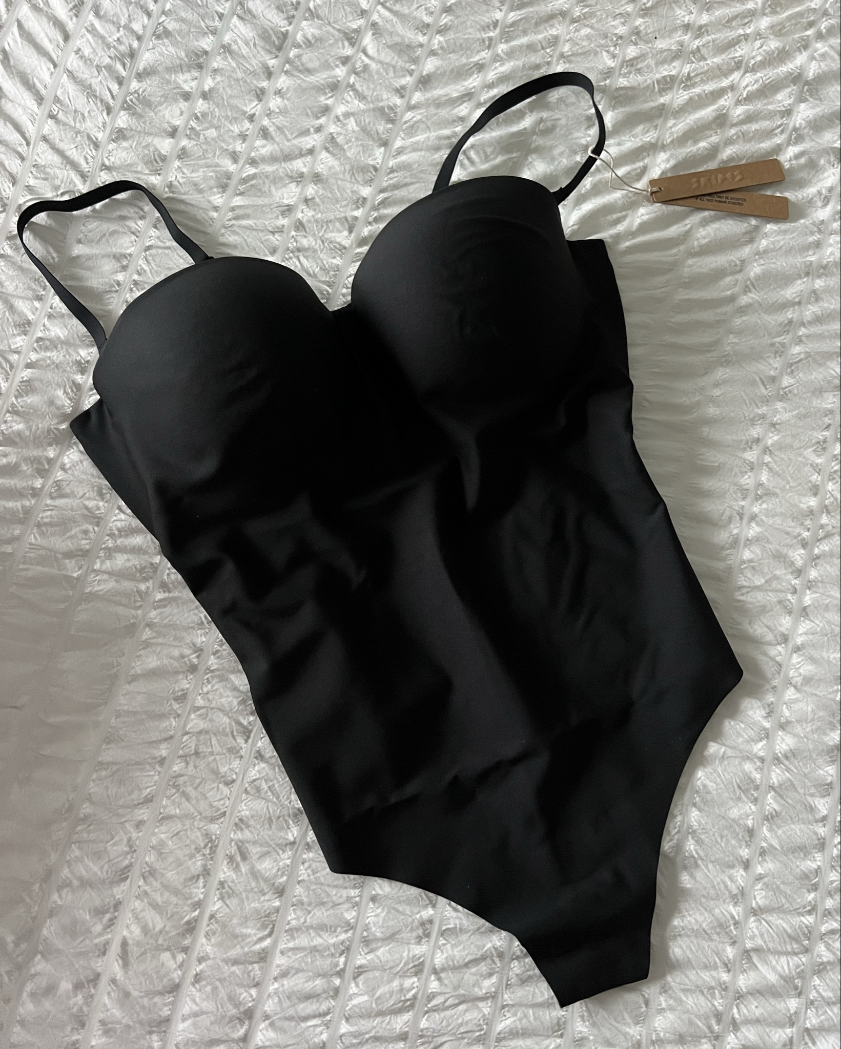 Finally got my hands on the skims bodysuit!! Im 5”4 and ordered a Large like I did with all my Skims bodysuits. 
Sizing up would give me more length to it but it doesn’t snatch you as much!

#LTKStyleTip #LTKMidsize #LTKGiftGuide