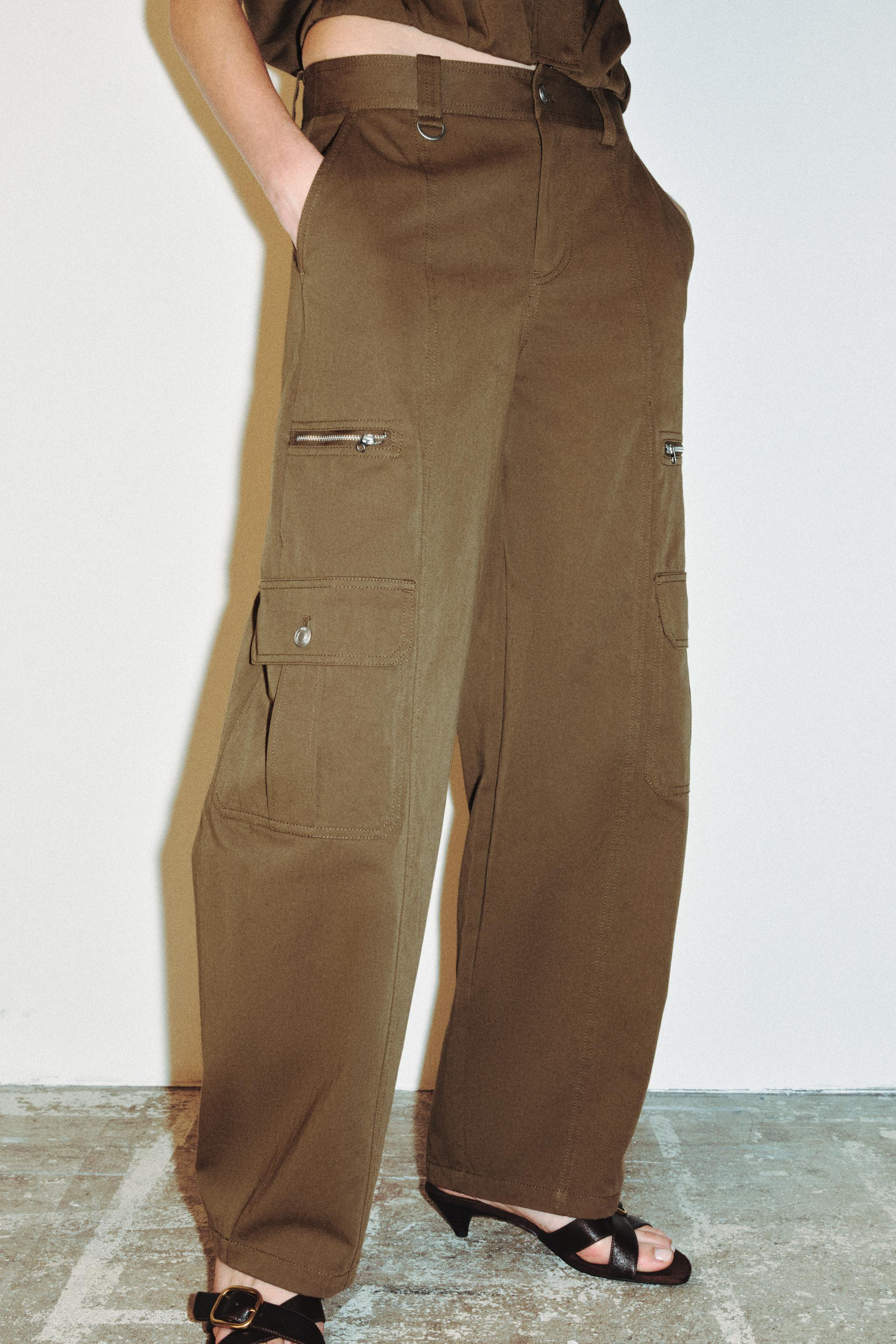 BARREL CARGO POCKET PANTS | Zara US