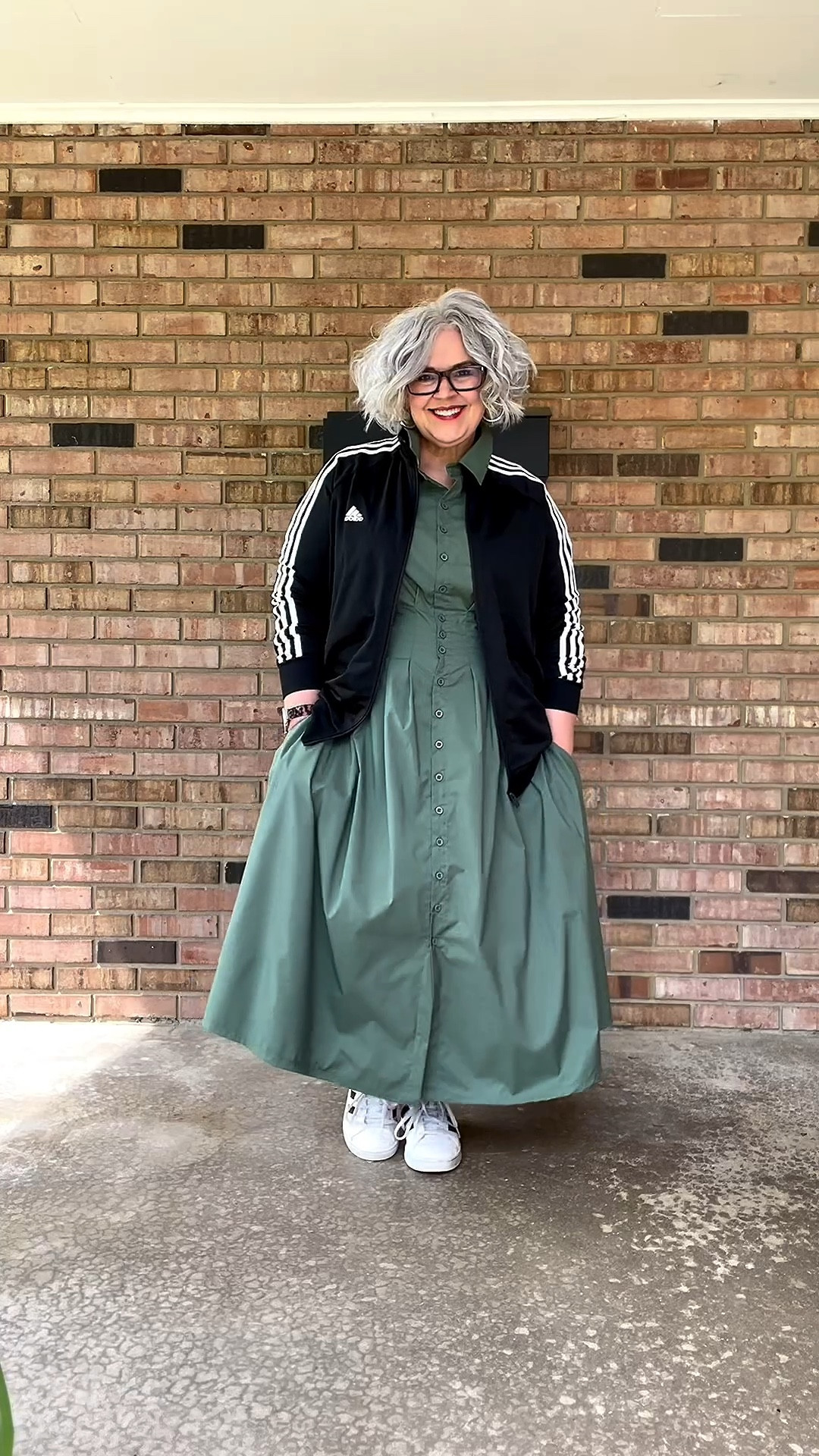 I realize the dress link doesn’t offer xxl. For some reason this brand only has that size available on TikTok shop. Message me on insta or TT if u want that link! 

#LTKWorkwear #LTKootd #LTKMidsize