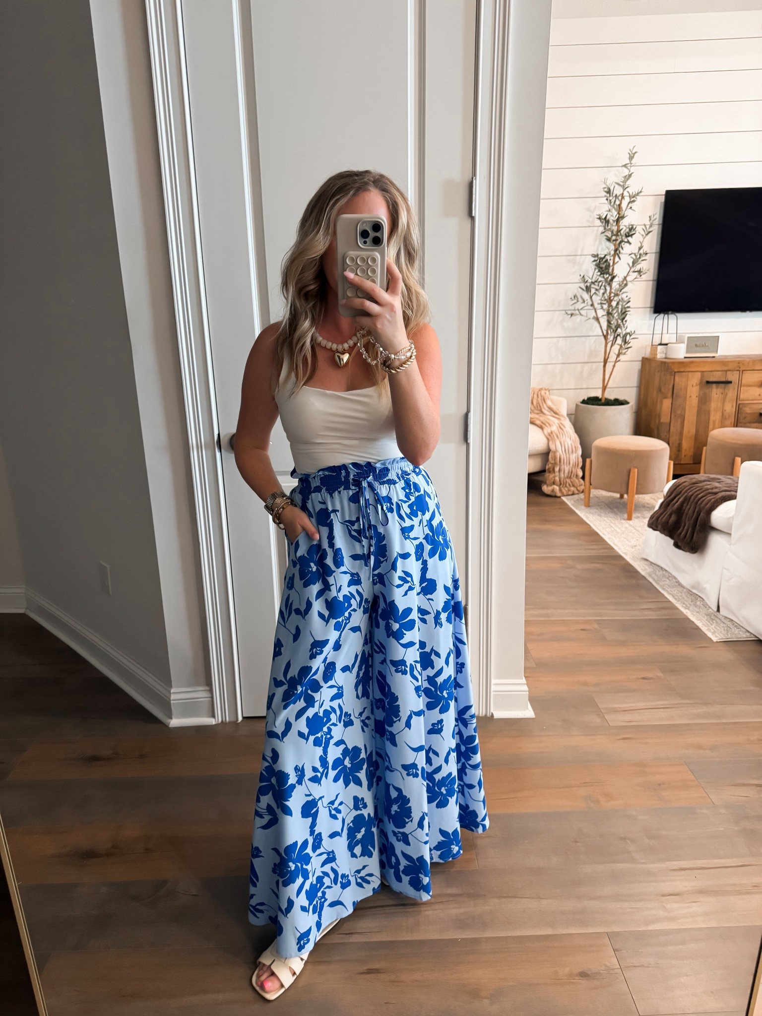 Amazon fashion Amazon finds vacation outfit resort wear, spring outfit, spring vacation outfit wide leg pants with pockets size small

#LTKOver40 #LTKPetite