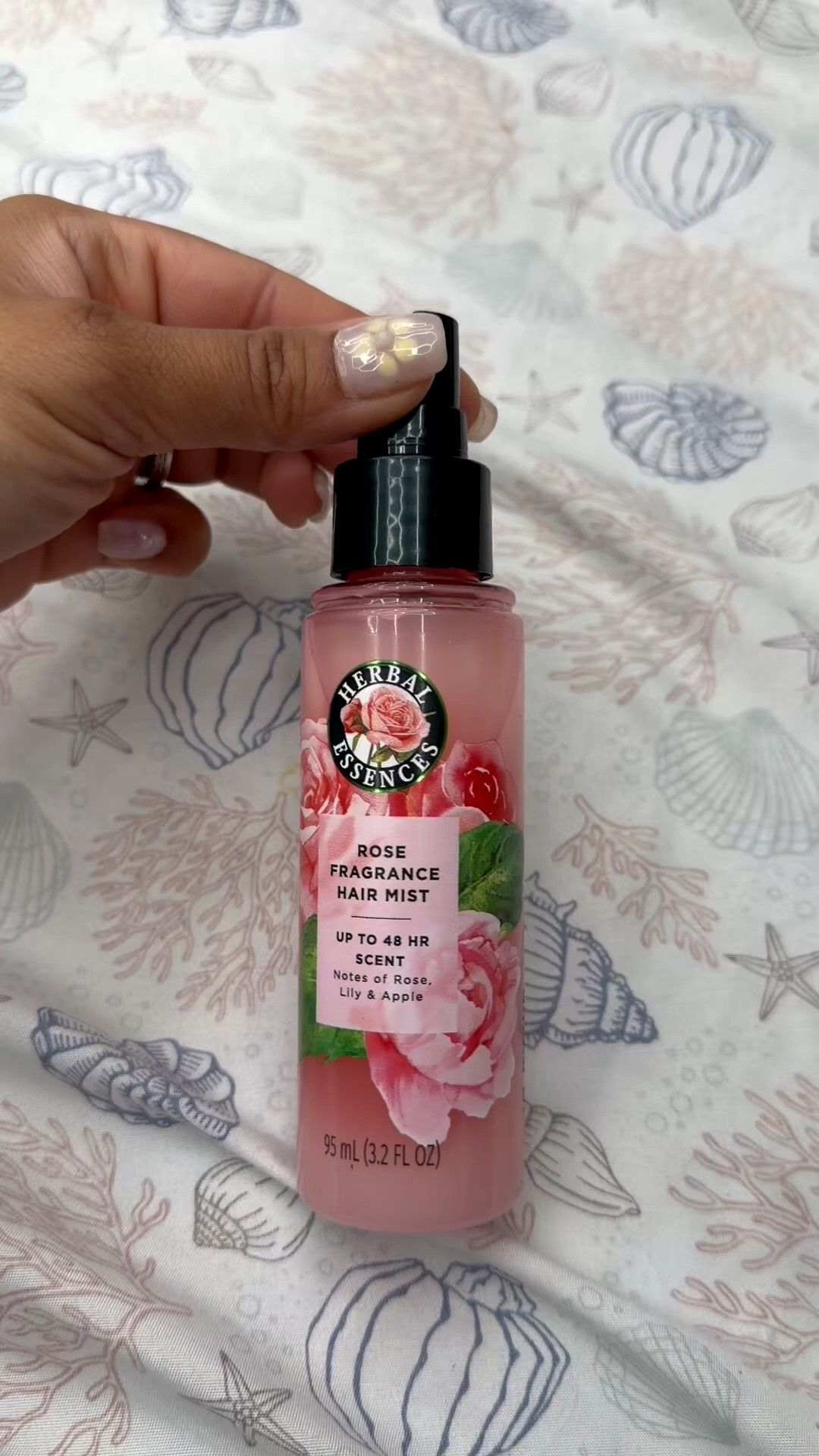 Want your hair to smell like freshly washed ? This Herbal Essences hair fragrance mist makes your hair smell like freshly washed. 

#complimentary #scenttrap #herbalessences

#LTKselfcare #LTKgrwm #LTKBeauty