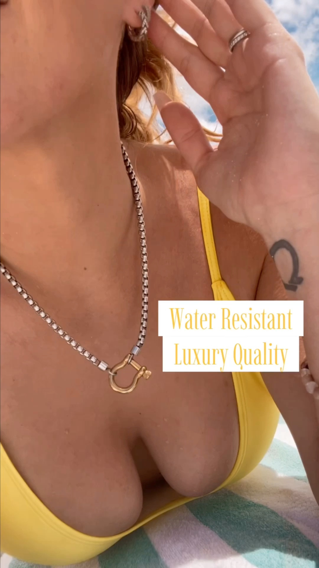 One of my favorite things about @artizanjoyeria jewelry is I can wear it ANYWHERE #artizanjoyeriagiftedme - Code ALEXIS10 to save! I lived in these pieces in Aruba due to the water resistant metal & overall versatility of these pieces.

The quality is just amazing & love that they are a women & family owned company ❤️ perfect holiday gift!

#LTKstyletip #LTKunder100 #LTKHoliday