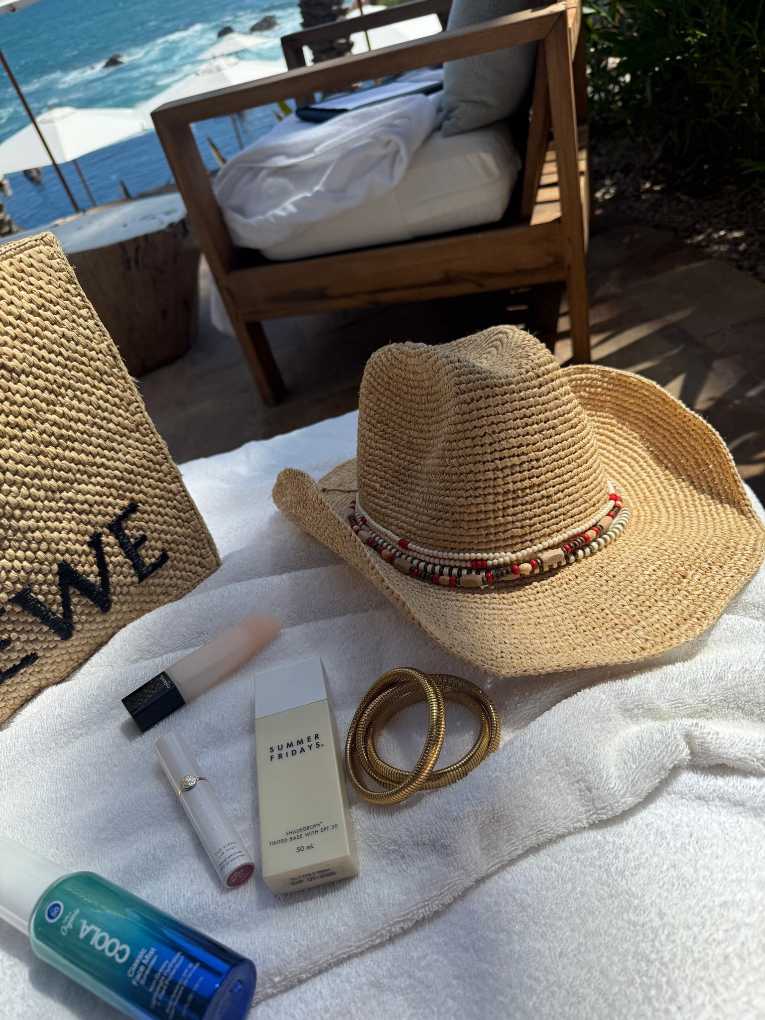 Pool Day & Summer essentials! My fav products & summer things I’m loving right now ☀️☀️

Summers not over boo, use your SPF!!!☀️☀️☀️☀️

#LTKBeauty #LTKTravel #LTKSwim