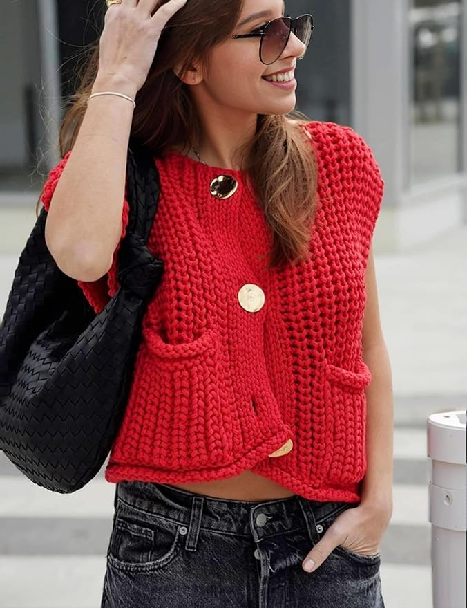 Wyeysyt Womens Sleeveless Crop Knit Cardigan Casual Button Down Cropped Knitted Sweater Vest with... | Amazon (US)