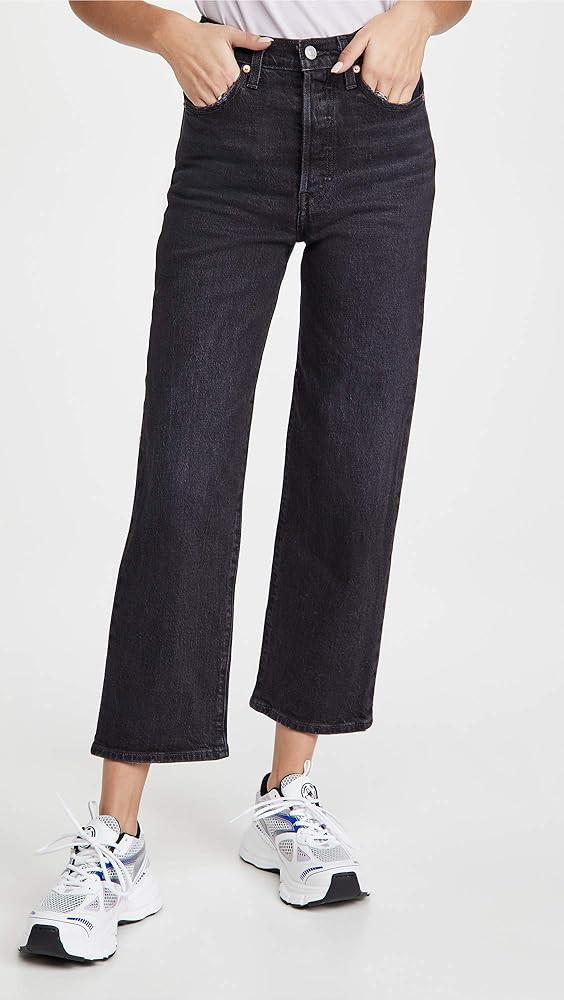 Levi's Women's Premium Ribcage Straight Ankle Jeans | Amazon (US)