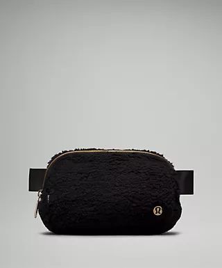 Everywhere Belt Bag 1L Fleece | Lululemon (US)
