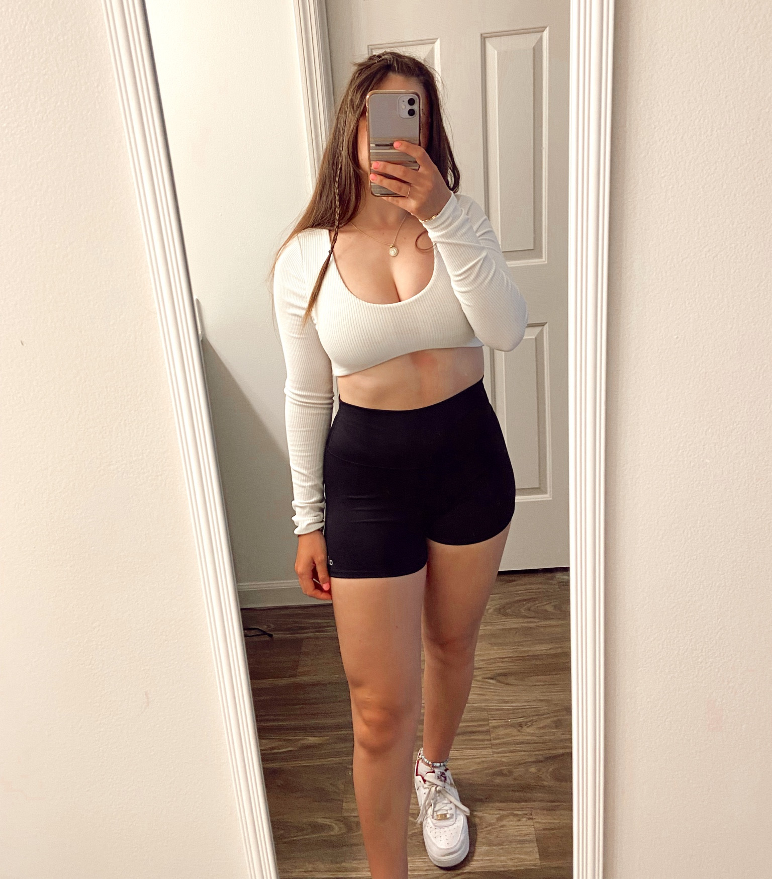 The perfect long-sleeved bra top!! I walked two miles wearing this top and it kept me warm while allowing my torso to breathe! Get one while they’re in stock before they sell out! I’m wearing a size M here 💕🥑☀️

#LTKFind #LTKfit #LTKunder100