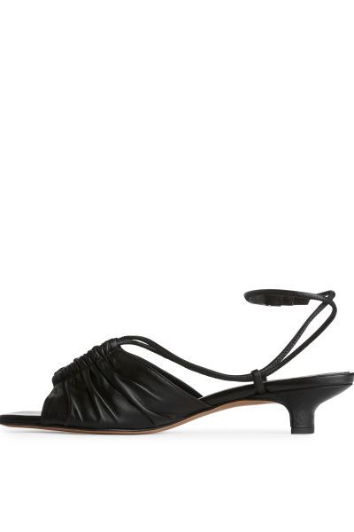 Ledersandalen mit Absatz - Schwarz - Ladies | H&M AT | H&M (DE, AT, CH, NL, FI)