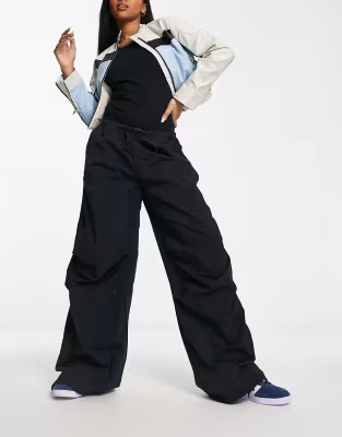 ASOS DESIGN parachute cargo pants in black | ASOS (Global)