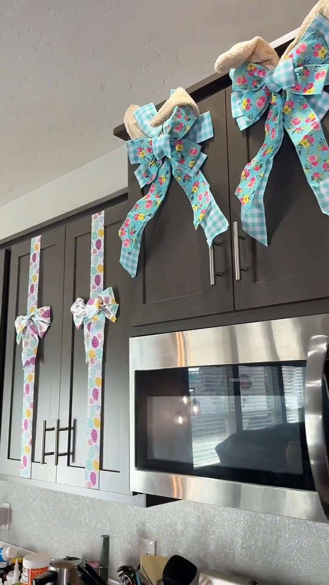 🎀 Renter-friendly decor that’s simple and meaningful

 

 #LTKSeasonal #LTKU #LTKHome