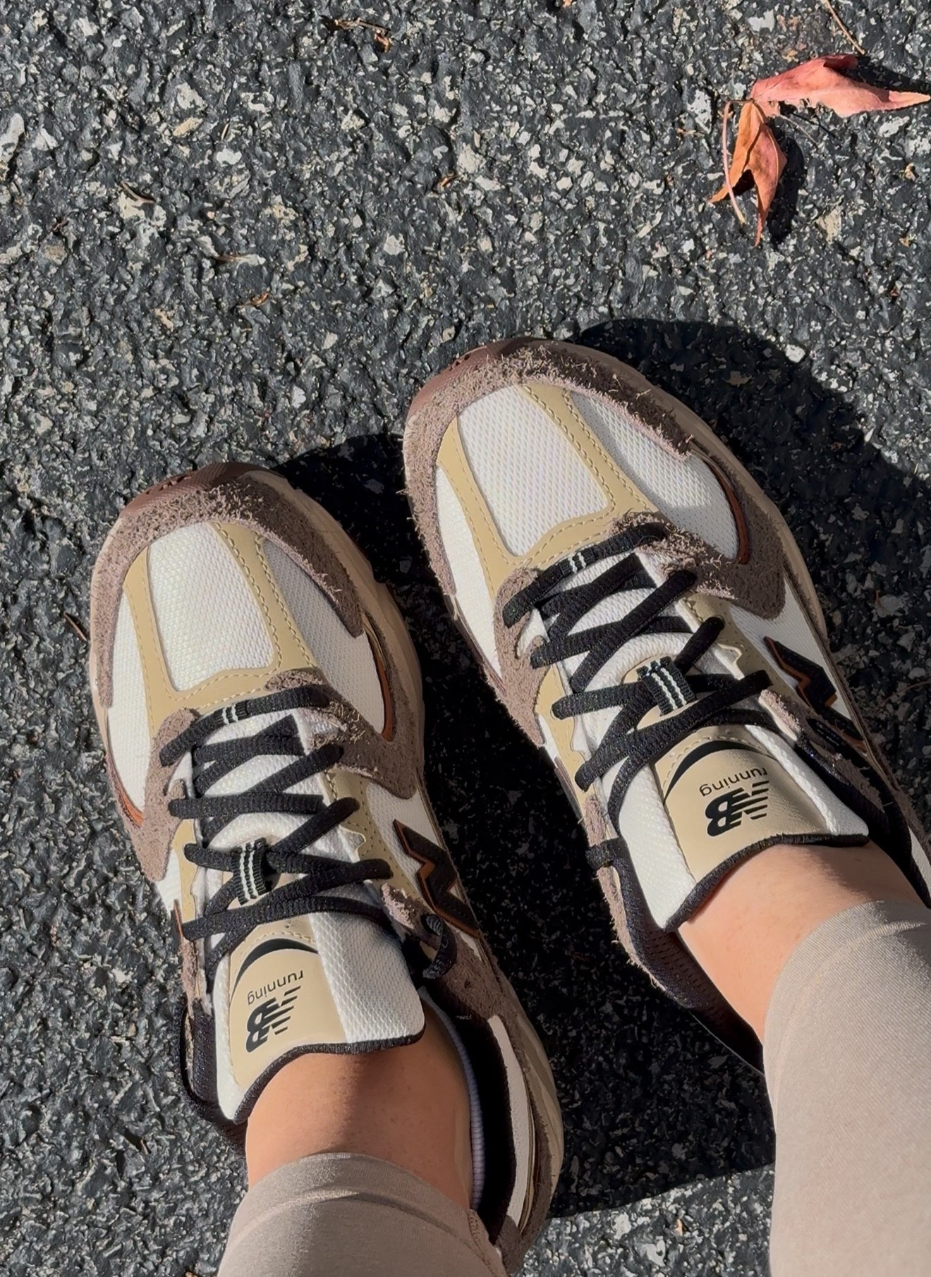 Fall sneakers 

#LTKShoeCrush #LTKFindsUnder100 #LTKSeasonal