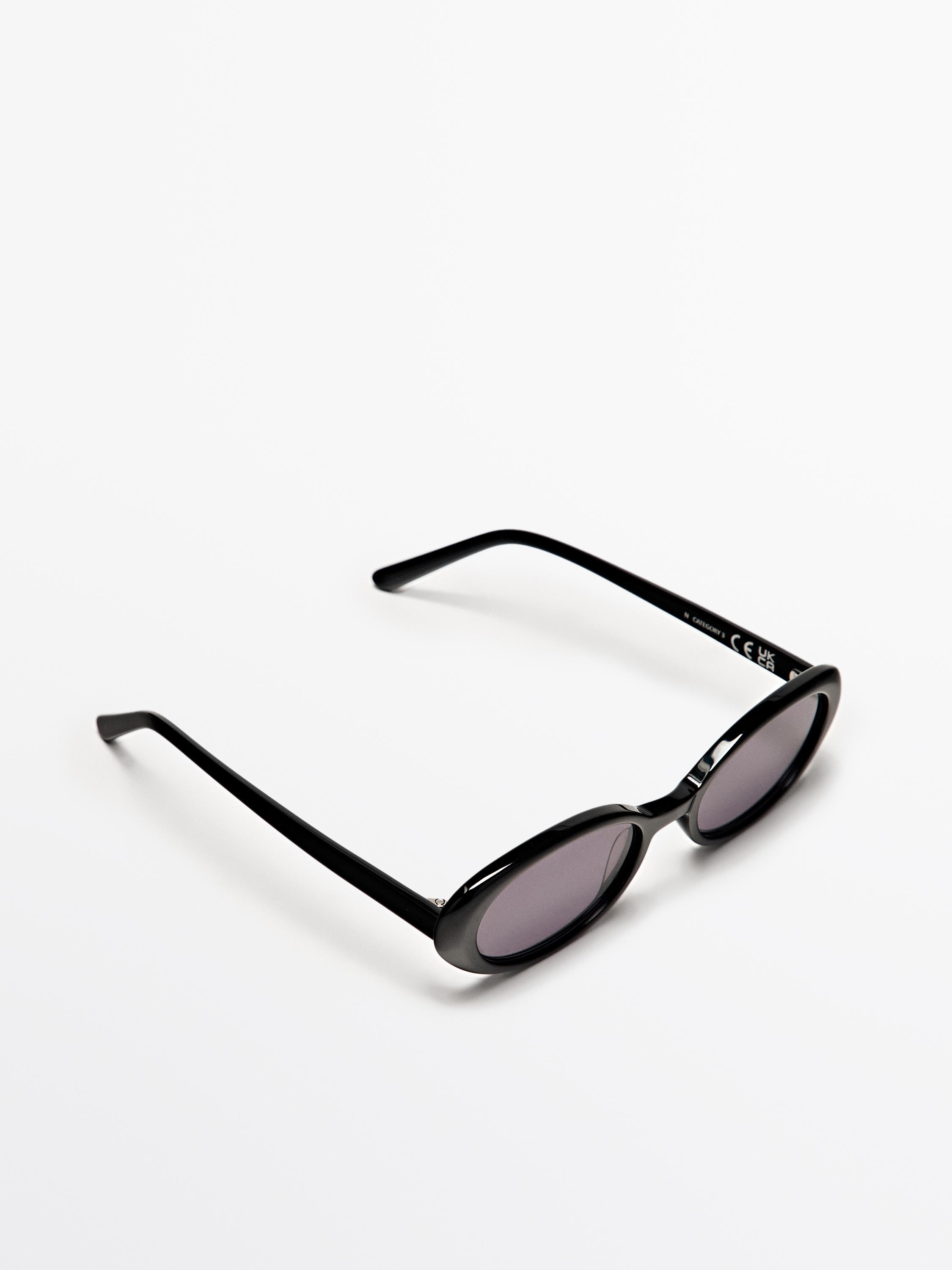 Mini oval sunglasses | Massimo Dutti UK