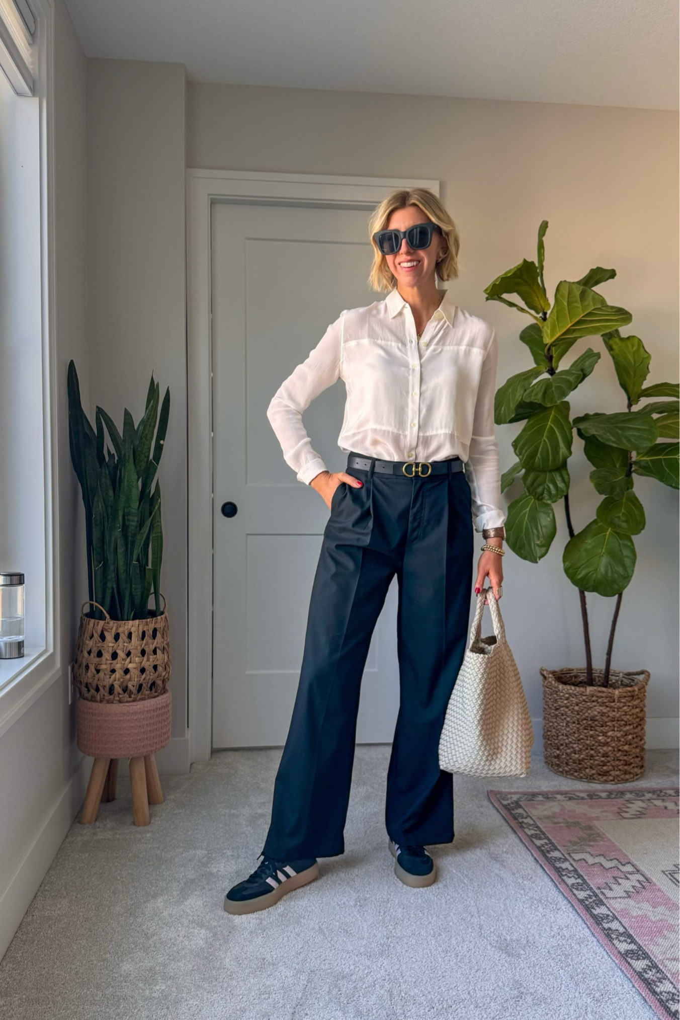 Chic sneaker outfit 

#LTKSeasonal #LTKstyletip #LTKover40