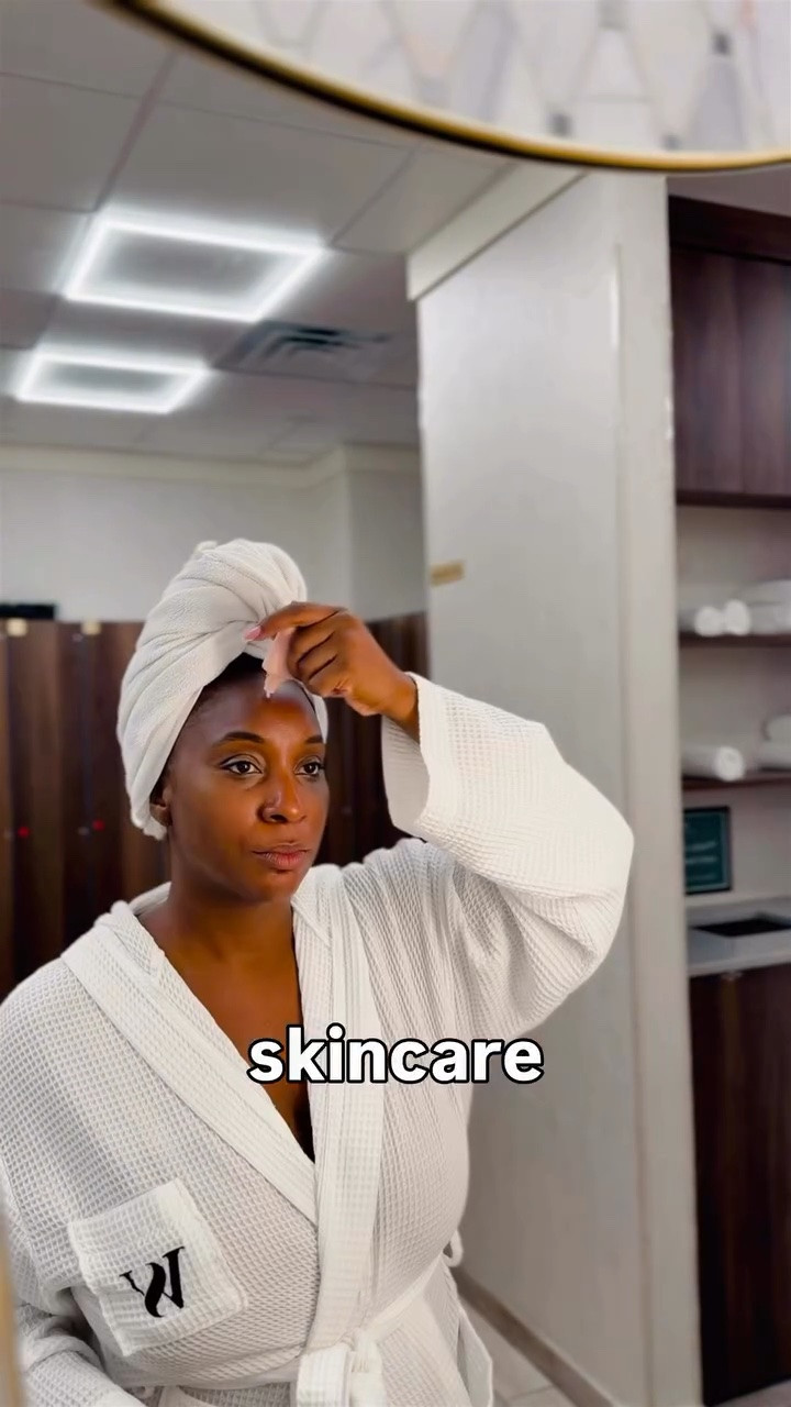 Post spa glow + skincare routine 🧖🏾‍♀️

Products :
Eye patches : @topicals 
Moisturizer: @summerfridays cloud dew gel cream 
SPF : @sephora Daily sunscreen 
Bronzing Drops : @westmanatelier Sun Tone Hydrating Bronzing Drops ( Color: Soleil Parfait 4 - rich deep tan)

#lifestyle #beauty #style #fashion

#LTKgrwm #LTKselfcare #LTKBeauty