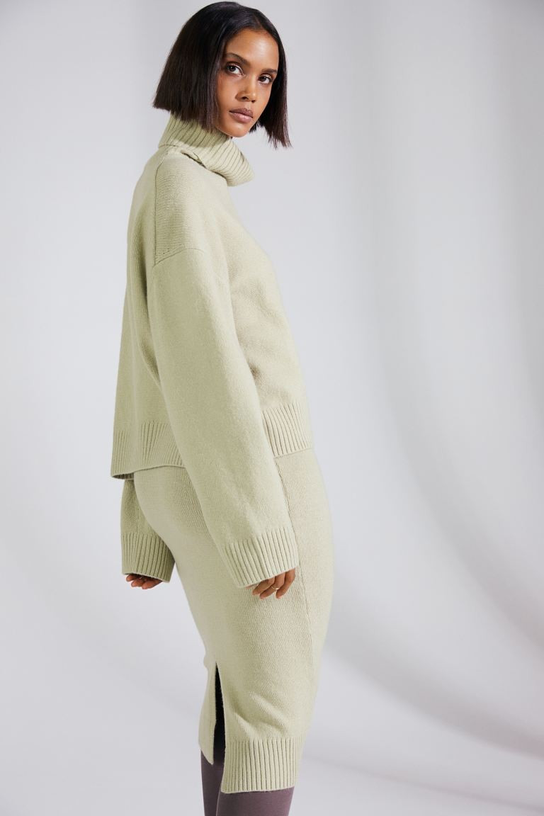 Knit Slit-hem Dress | H&M (US + CA)