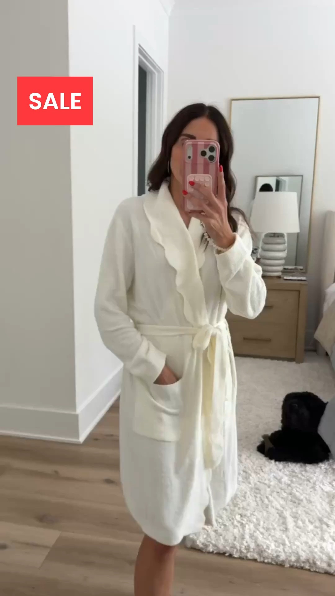 Barefoot Dreams robe on sale 35% off, size S/M.

#LTKSaleAlert #LTKOver40