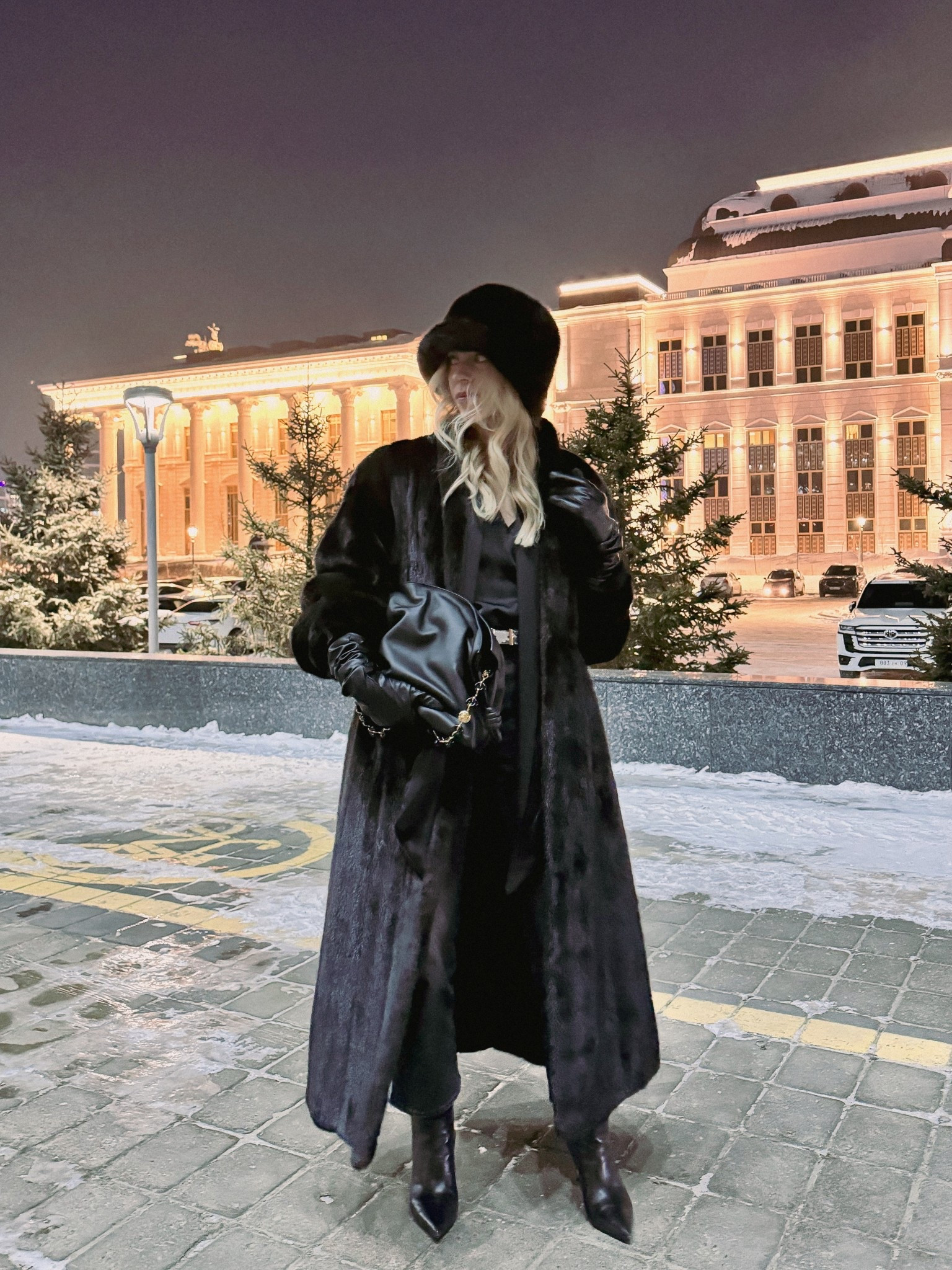 All black date night look, fur bucket hat, vintage fur coat, Levi’s black jeans, snakeskin belt, Loewe pouch handbag 

#LTKSeasonal #LTKSaleAlert #LTKOver40