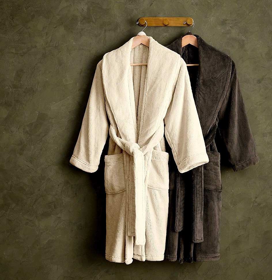 Cloud Nine Robes LUXURIOUS  Great Gifts For Loved Ones 

#LTKGiftGuide #LTKHoliday #LTKselfcare