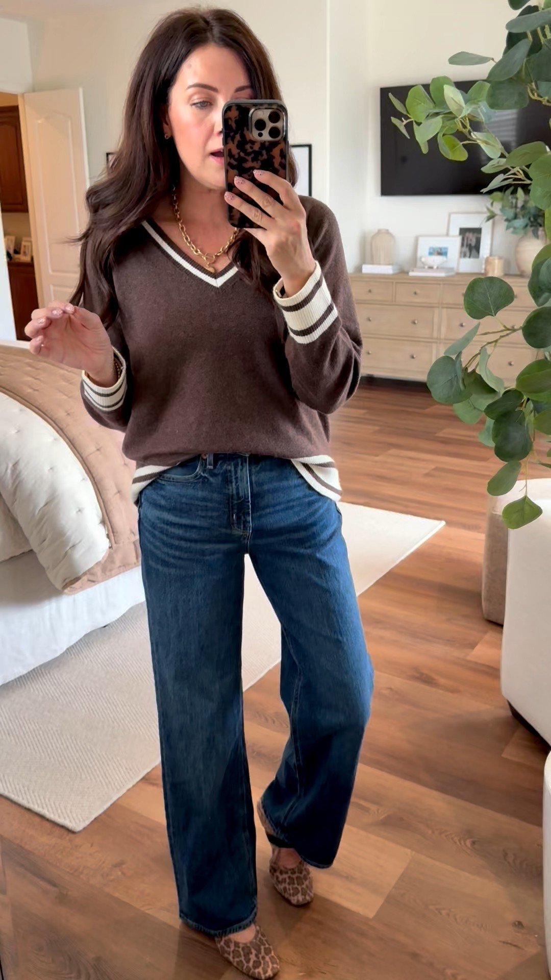 Old navy 50% off sale!
Small sweater
Jeans run tts-4 regular
Flats I went down one size!

#LTKSeasonal #LTKSaleAlert #LTKFindsUnder50