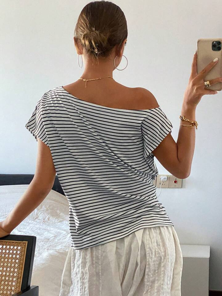 DAZY Striped Open Shoulder Ruched Body Short Sleeve T-Shirt For Women | SHEIN