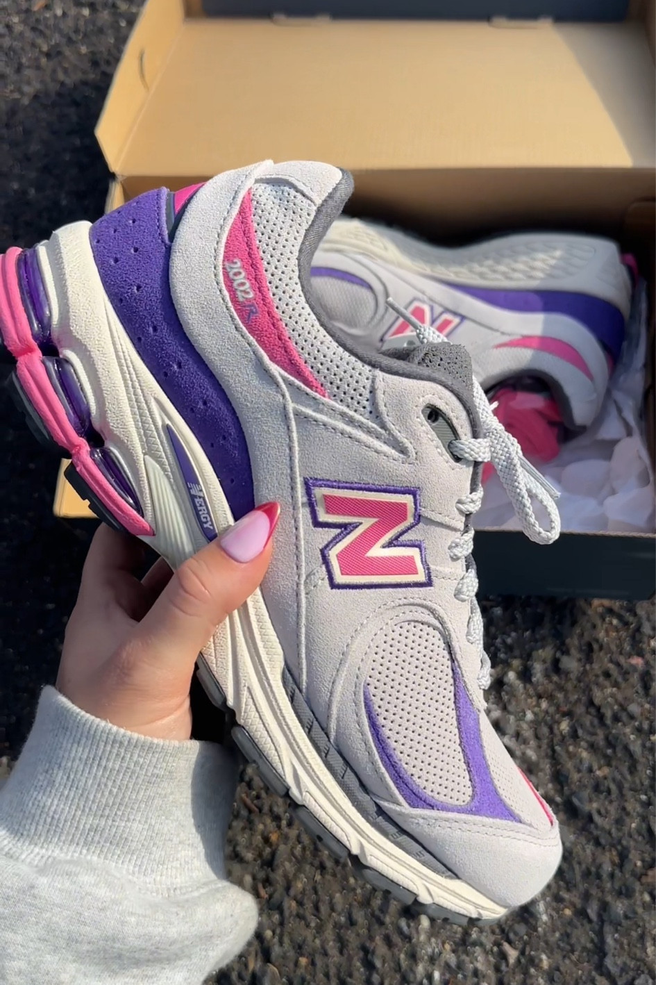 New Balance 2002 Grey Purple Pink 💜🩷

#LTKfindsunder100 #LTKshoecrush #LTKstyletip